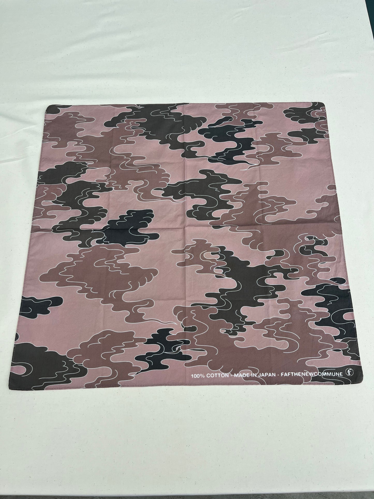 FAKE AS FLOWERS/WIK CAMO BANDANA(WIK CAMO)