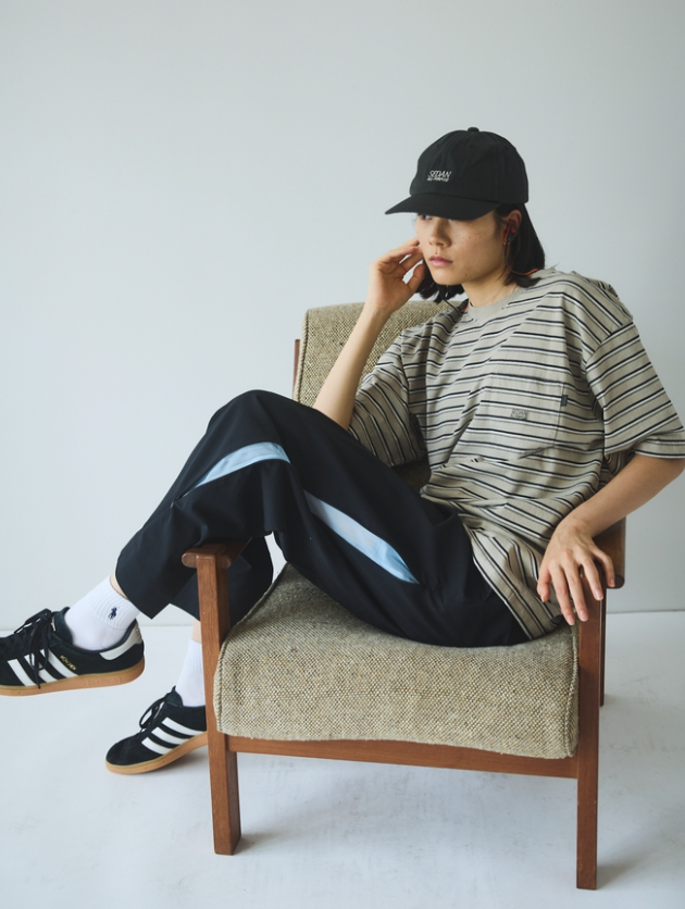 SEDAN ALL-PURPOSE/STRIPED S/S POCKET TEE(Khaki Black)