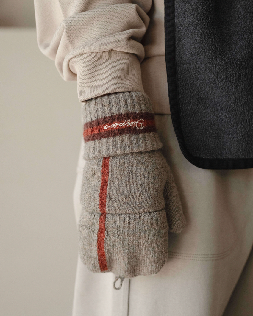 DIASPORA SKATEBOARDS/Striped Mitten (Slate/Brown)