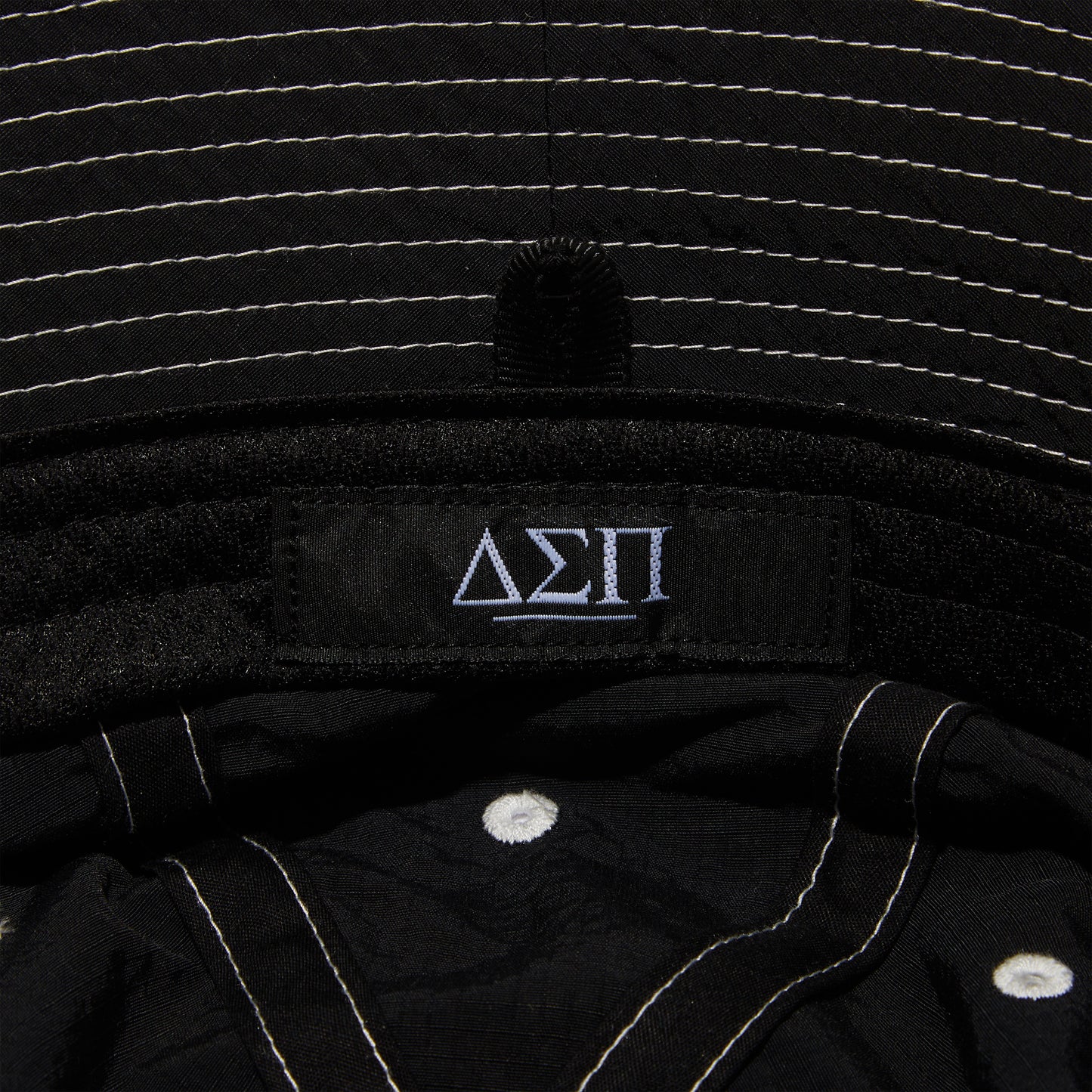 Contrast Bell Hat/Diaspora skateboards