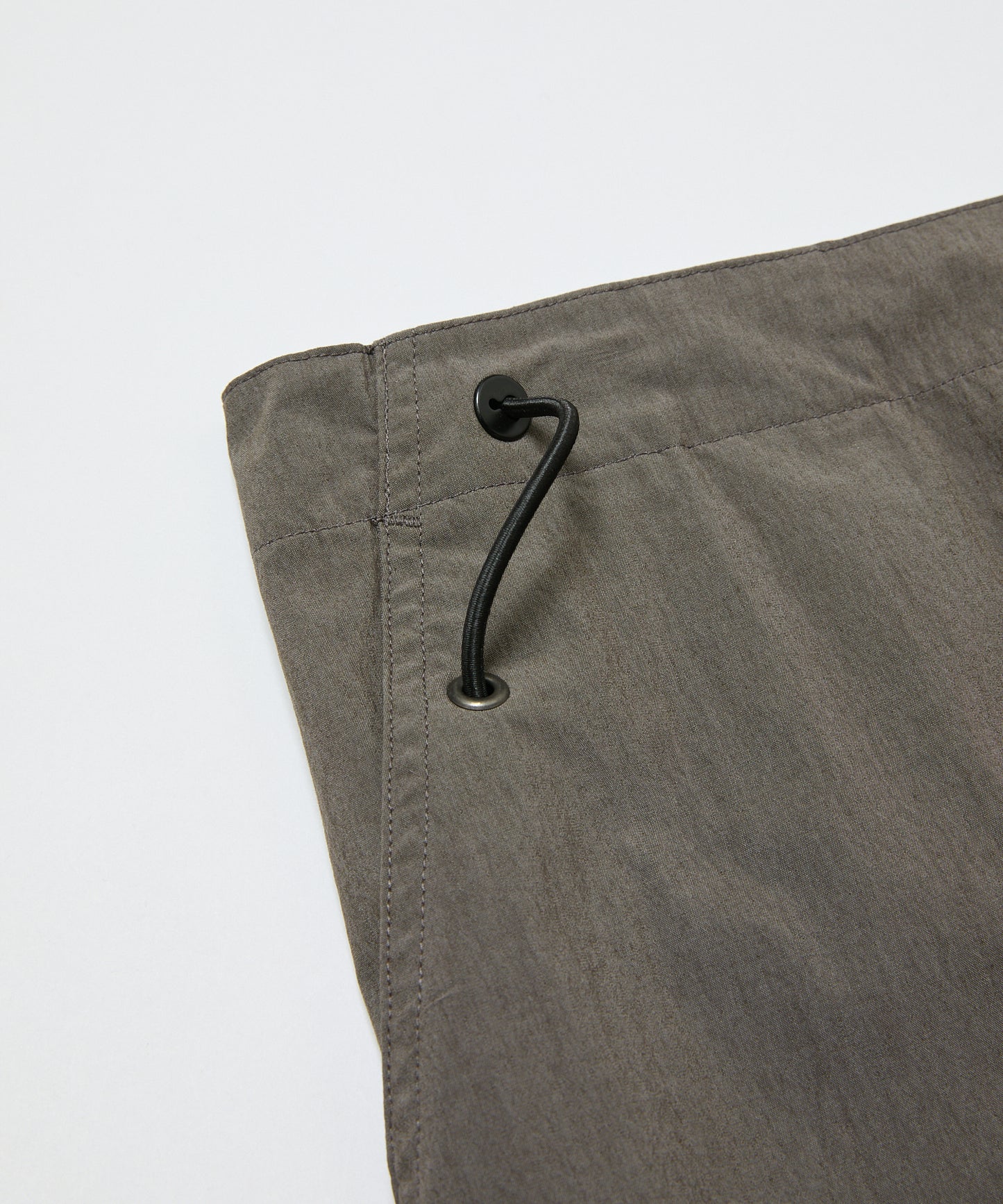 BAL/PIGMENT NYLON TRACK PANT
