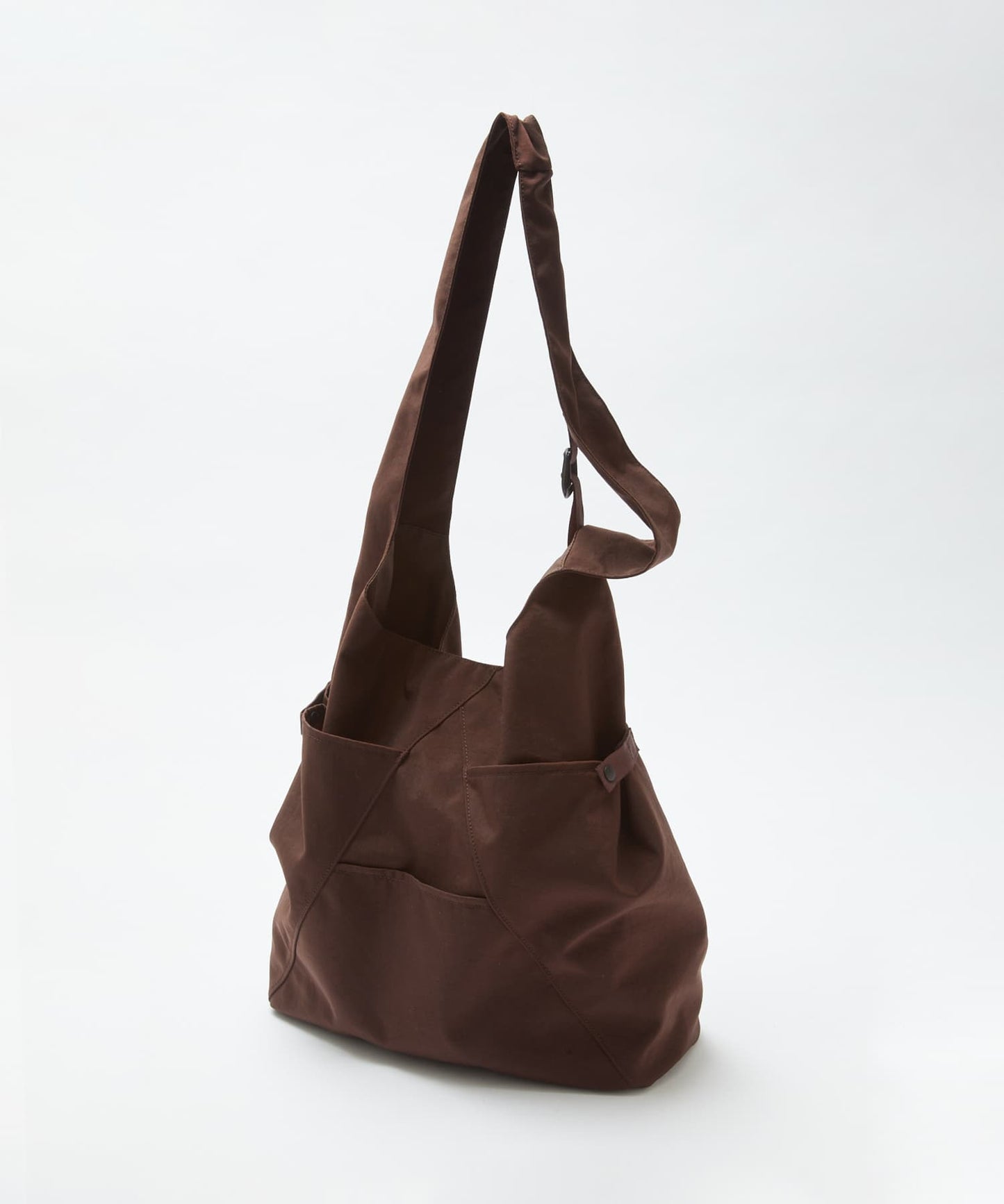 BAL / SPEAKEASY CROSSBODY SLING TOTE(Coffee/Black)