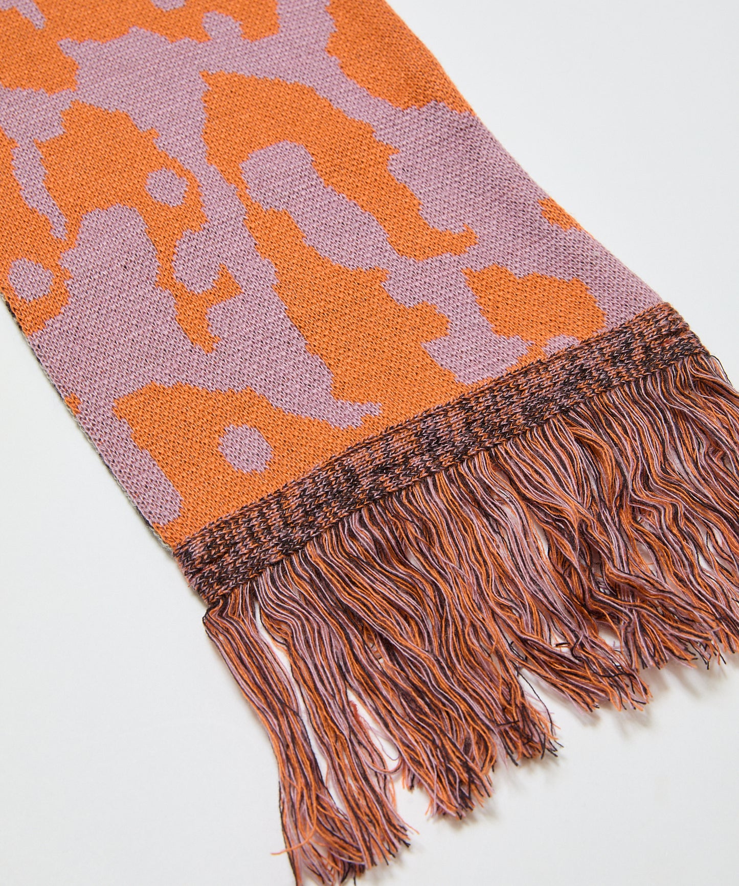 BAL/JACQUARD KNIT SOCCER SCARF