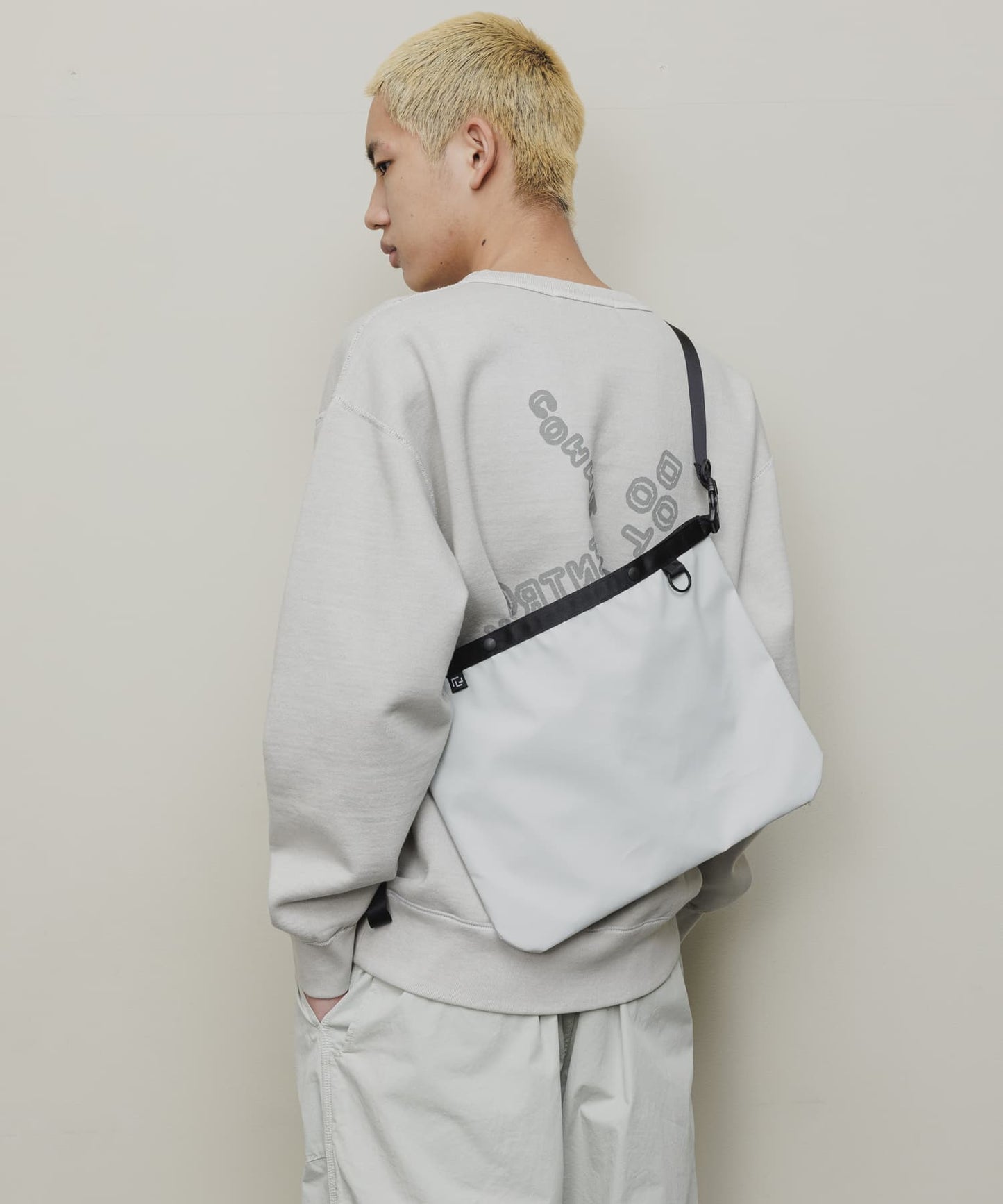 REFLECTOR CREW(STONE)/BAL バル
