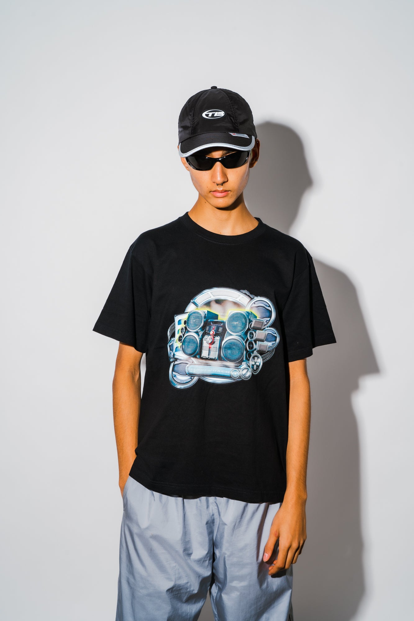 THROWBACK/GIGA TUBE Tee(Khaki)