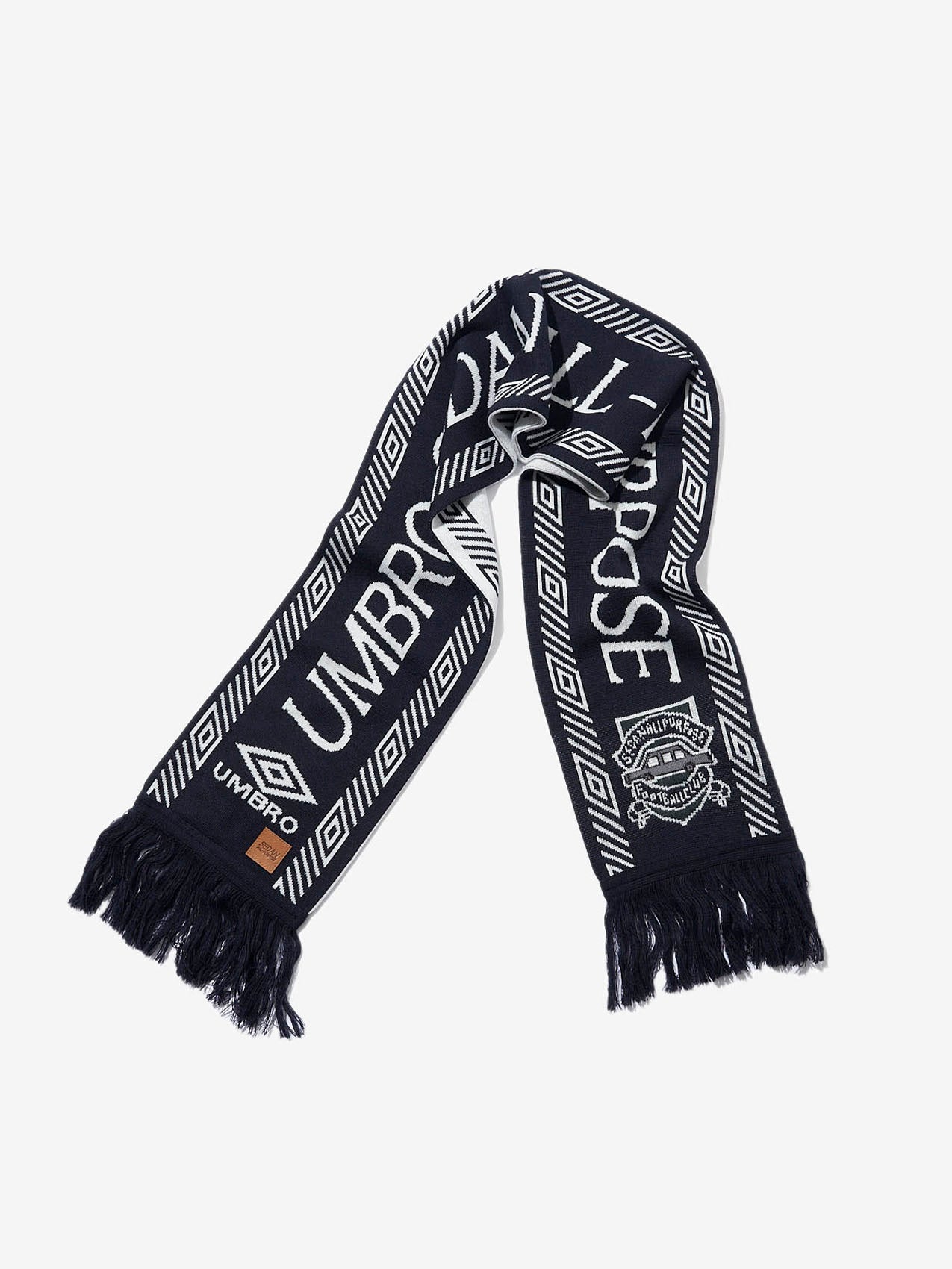 SEDAN ALL-PURPOSE UMBRO Football Scarf (Navy x White) – Re'verth 