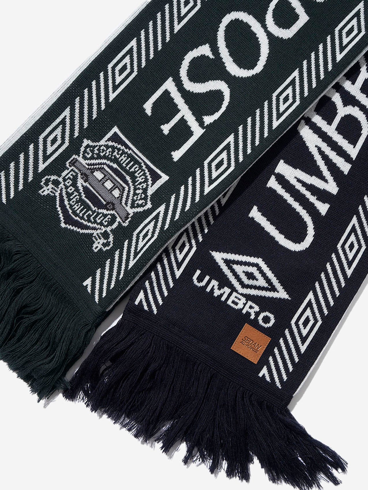 SEDAN ALL-PURPOSE UMBRO Football Scarf (Navy x White)