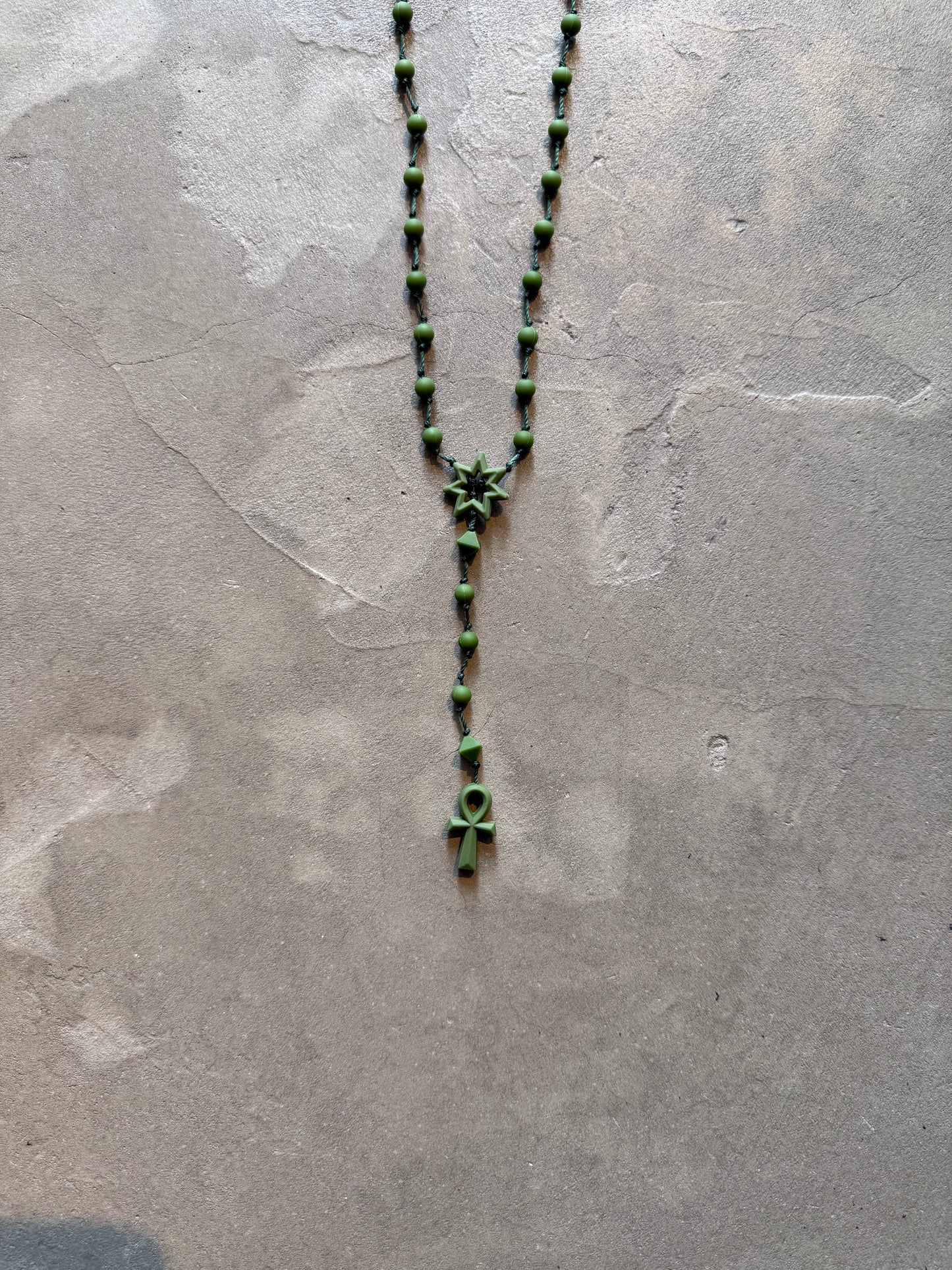 FAKE AS FLOWERS/Akhara Necklace