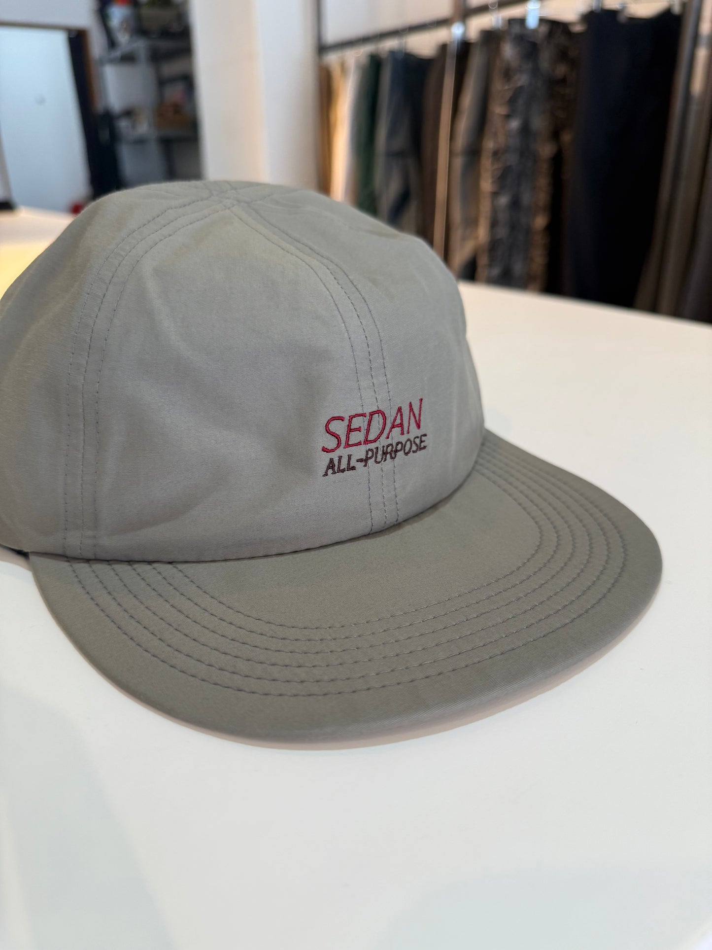 SEDAN ALL-PURPOSE/TECH LOGO C/N CAMP CAP