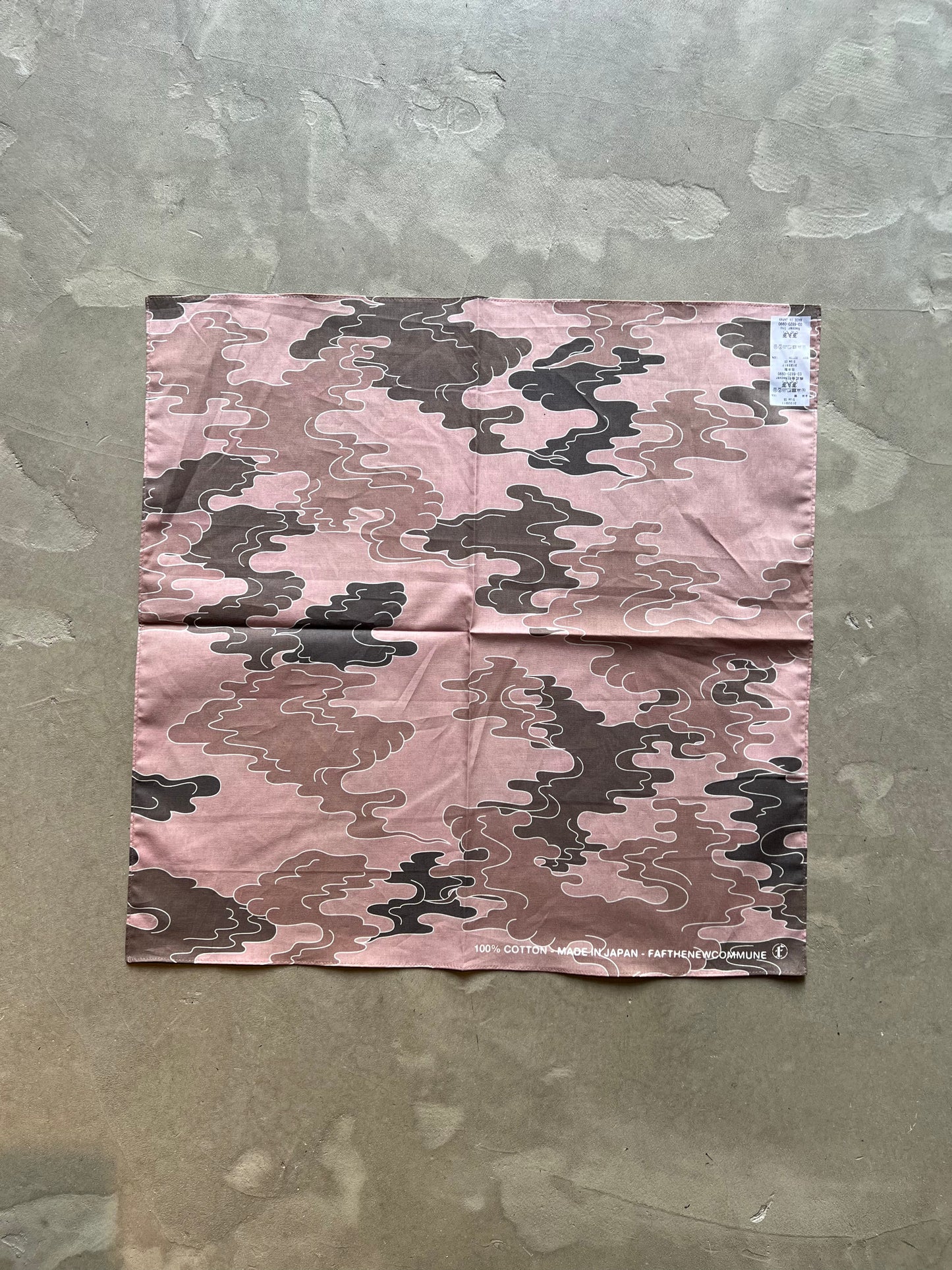 FAKE AS FLOWERS/WIK CAMO BANDANA(WIK CAMO)