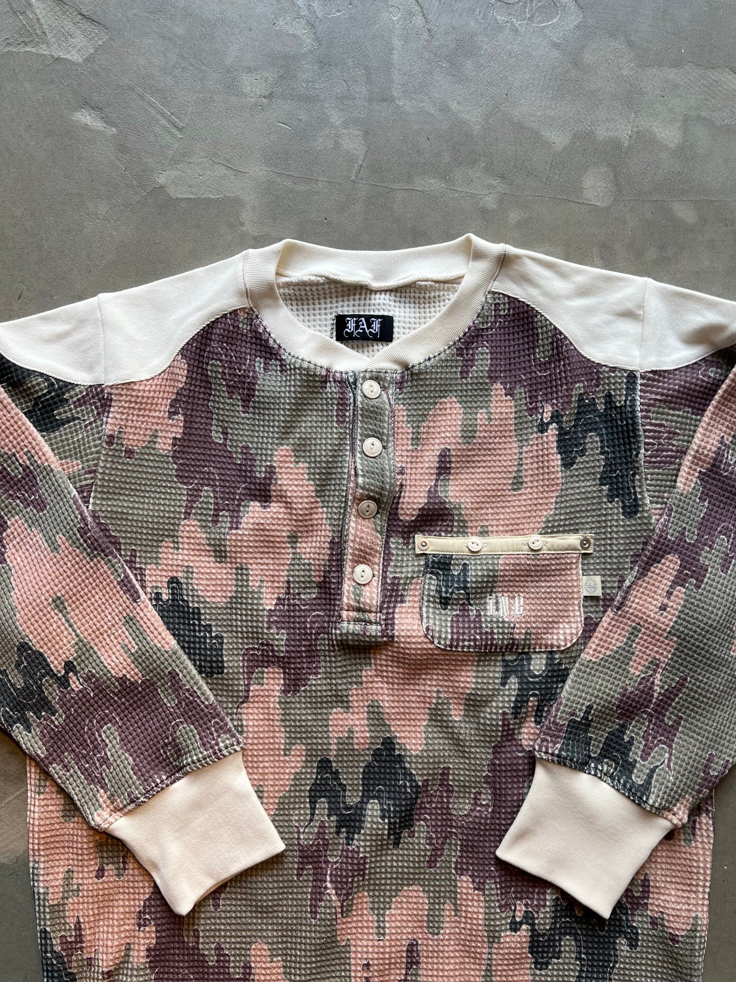FAKE AS FLOWERS/LS POCKET THERMAL SHIRTS