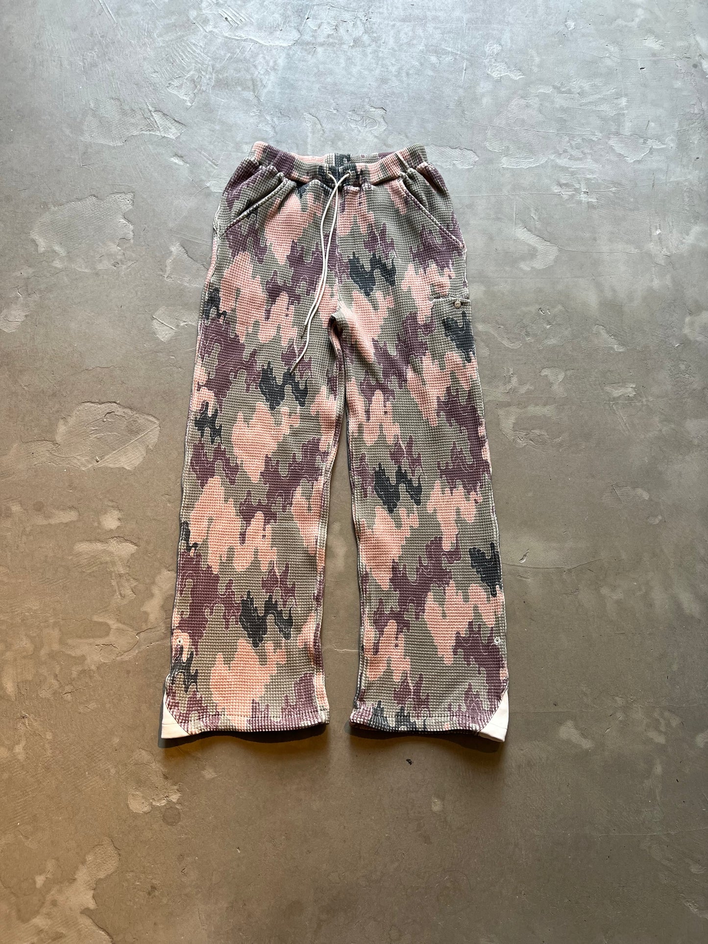 FAKE AS FLOWERS/THERMAL WARM UP PANTS
