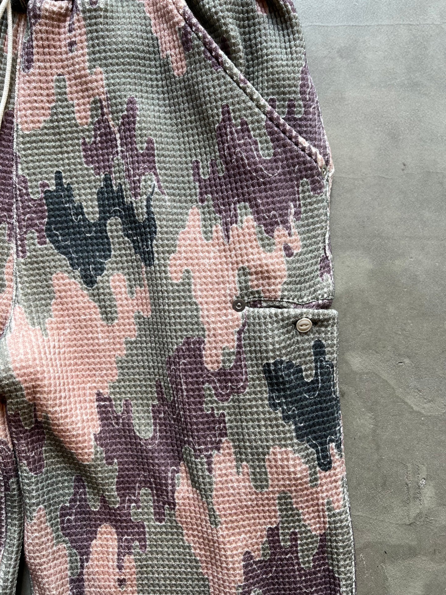 FAKE AS FLOWERS/THERMAL WARM UP PANTS