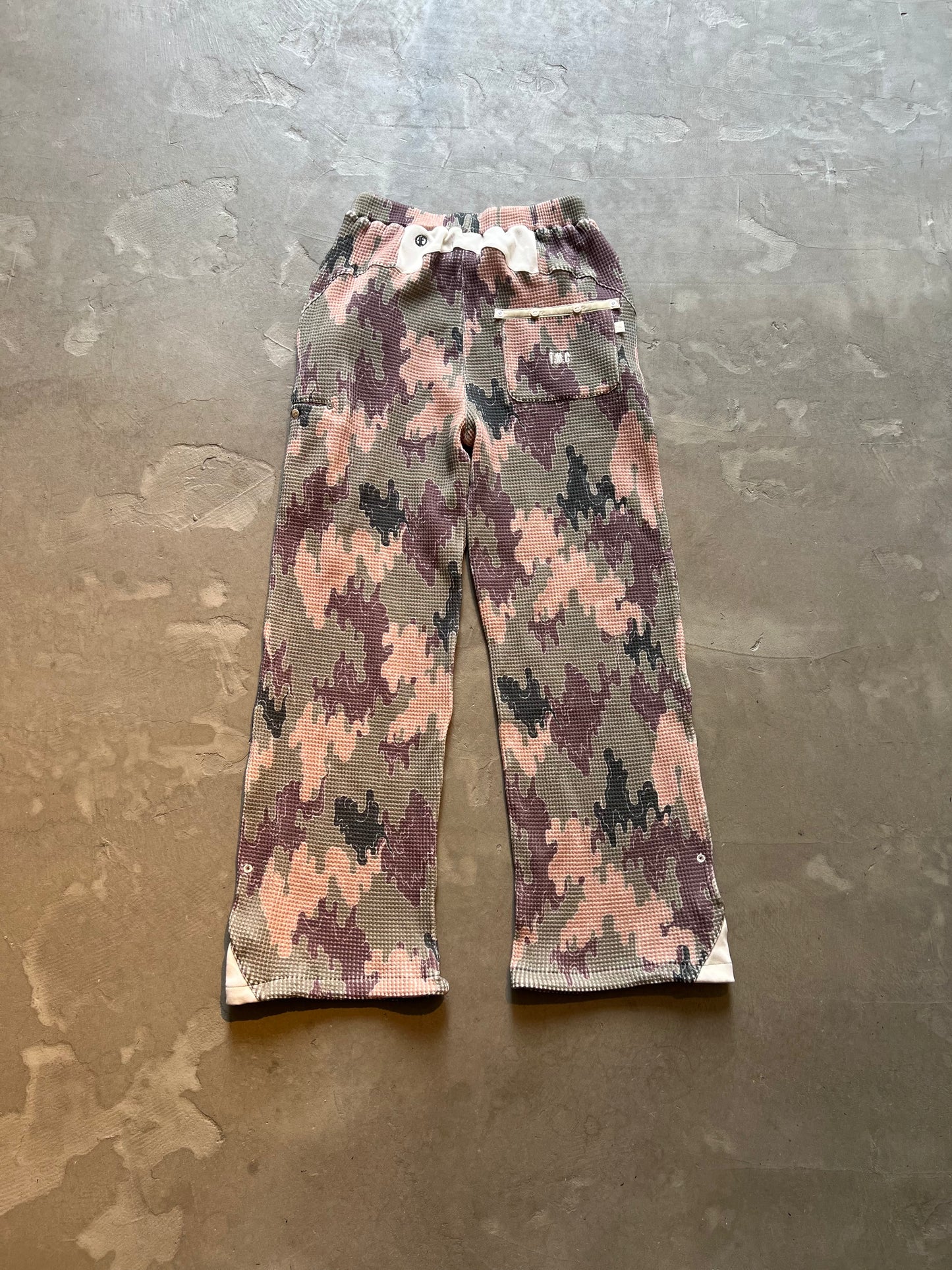 FAKE AS FLOWERS/THERMAL WARM UP PANTS