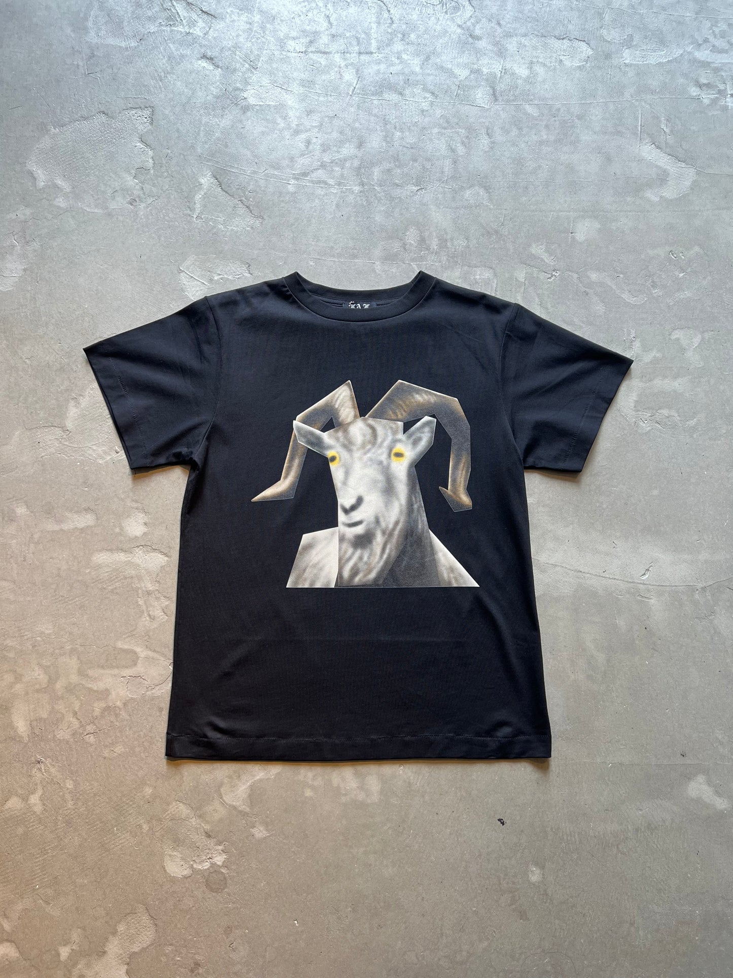 FAKE AS FLOWERS/Goat Face Tee