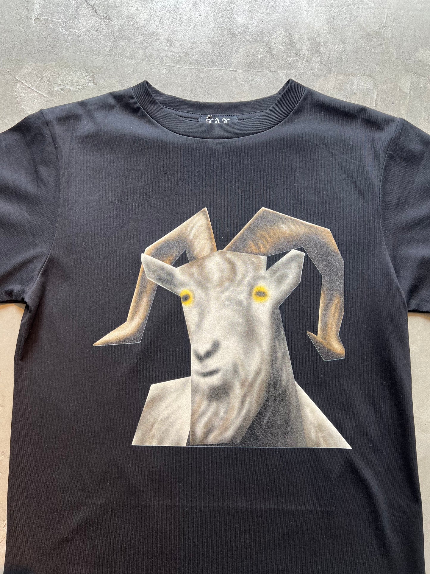 FAKE AS FLOWERS/Goat Face Tee