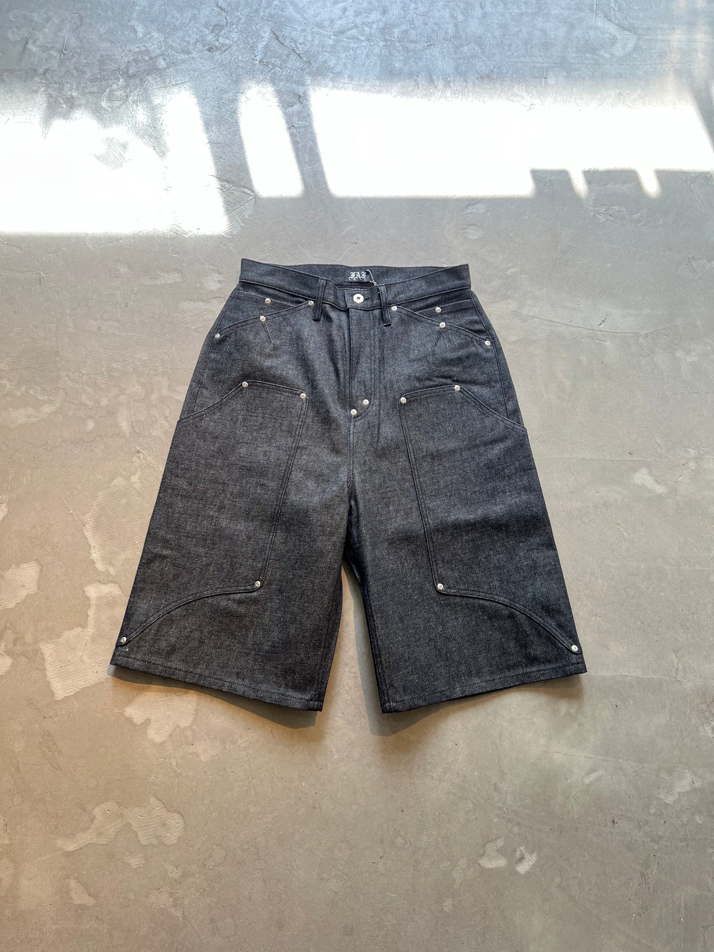 FAKE AS FLOWERS/NEWCOMMUNE Baggy Denim Shorts