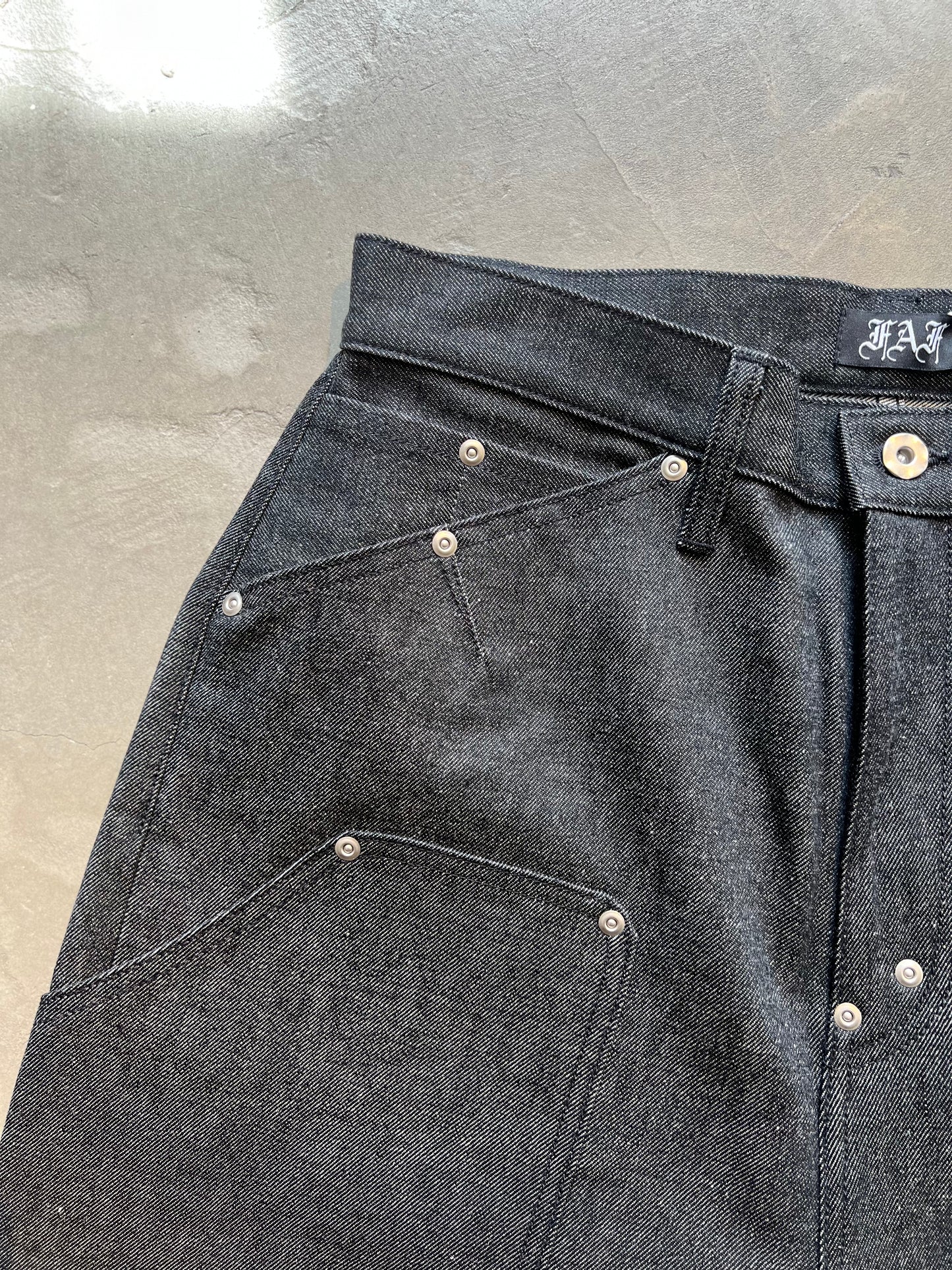FAKE AS FLOWERS/NEWCOMMUNE Baggy Denim Shorts