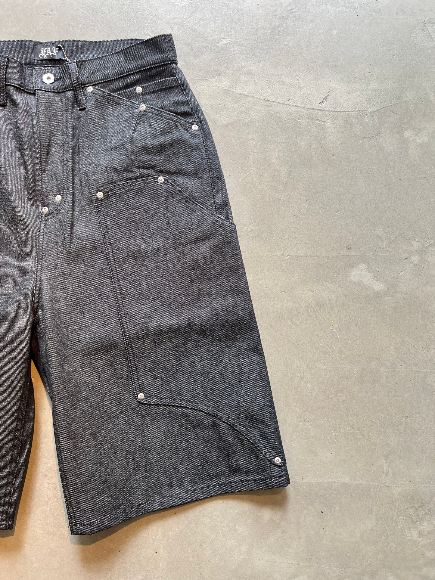 FAKE AS FLOWERS/NEWCOMMUNE Baggy Denim Shorts