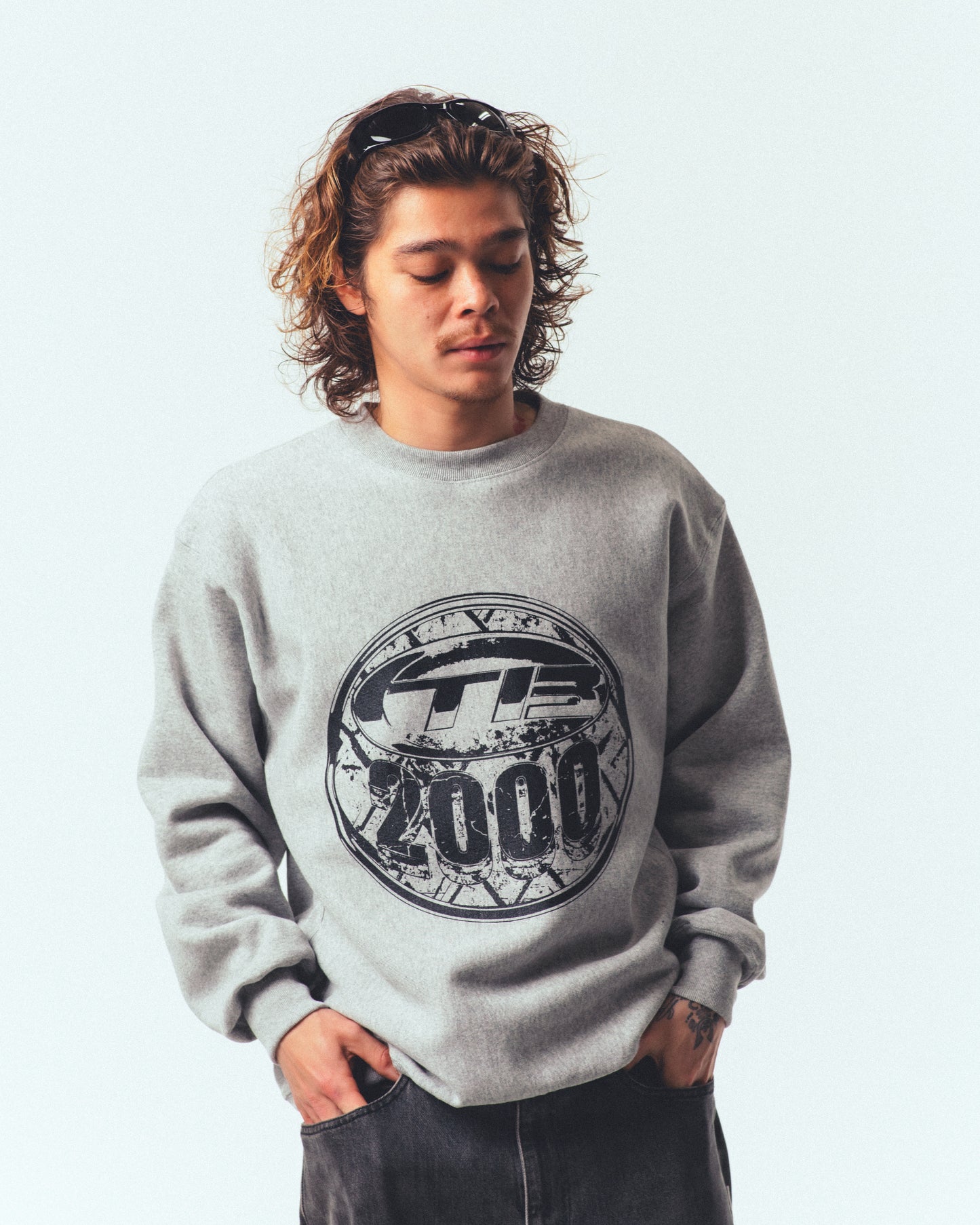 THROWBACK/Metaric TB Sweat