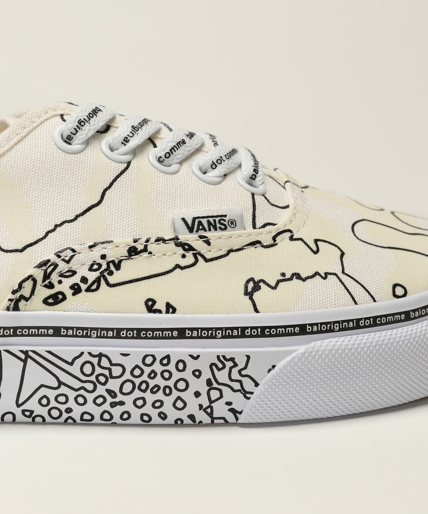 BAL✖️VANS コラボ AUTHENTIC