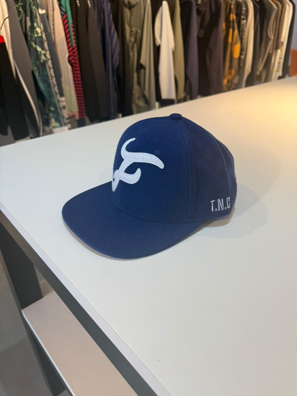 FAKE AS FLOWERS/Fraves Cap Velcro