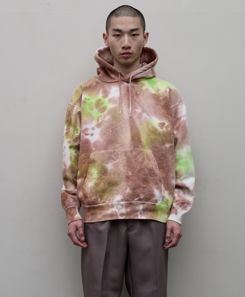 BAL/LOGO TIE DYE HOODIE by YUKIDYE(CAMEL)