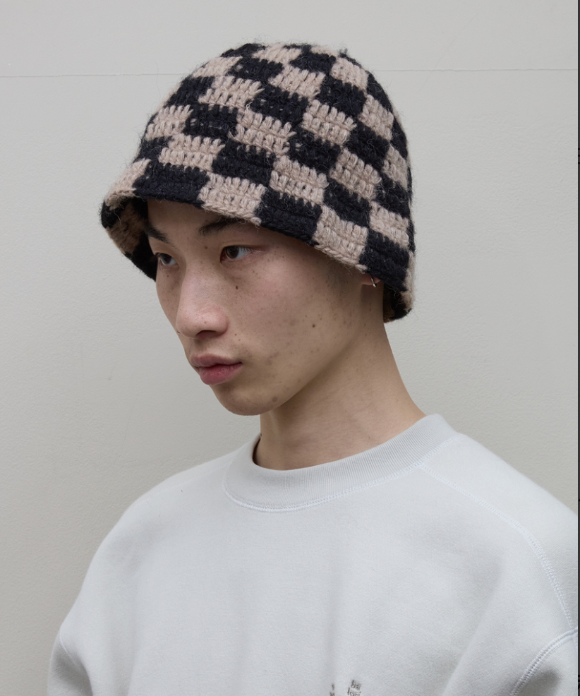 BAL/CHECKERED HAND KNIT BUCKET HAT