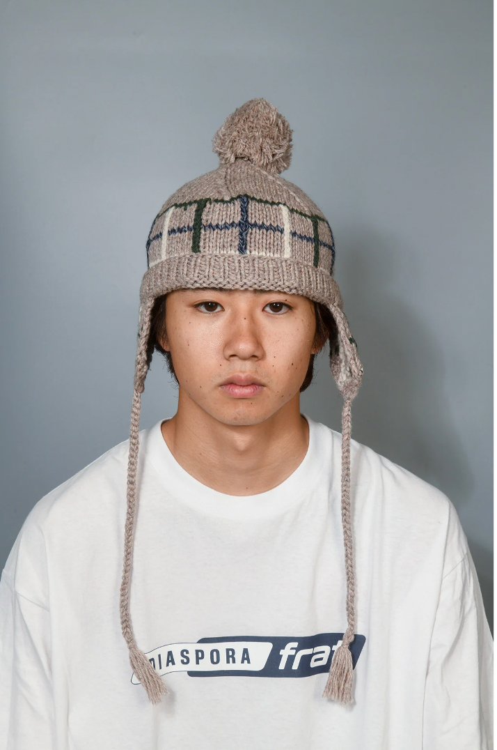 DIASPORA SKATEBOARDS/Ear Flap Pom Pom Beanie (Charcoal/Sand)