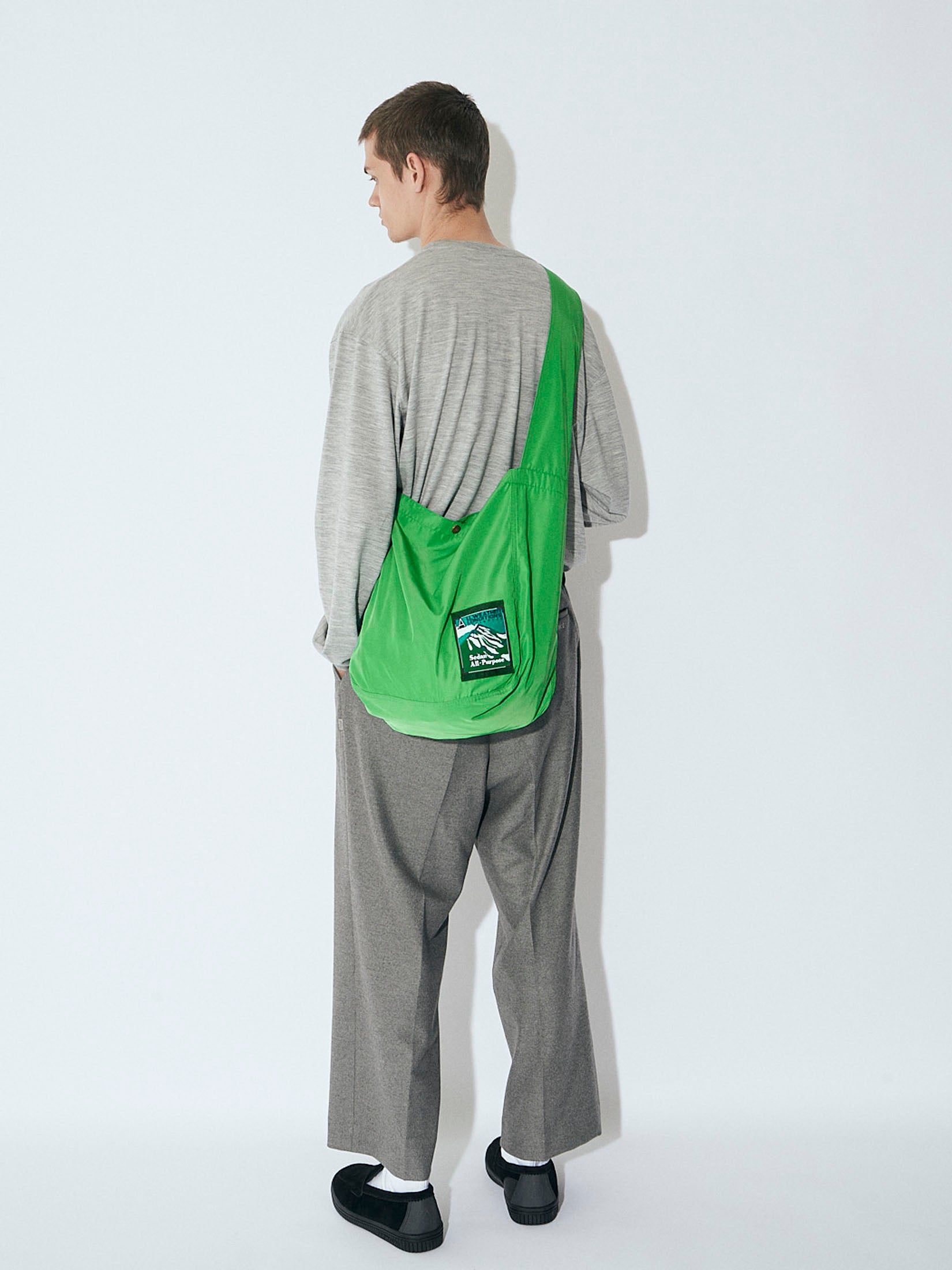 Tech Shoulder Bag(GREEN)/SEDAN ALL-PURPOSE – Re'verth ONLINE SHOP