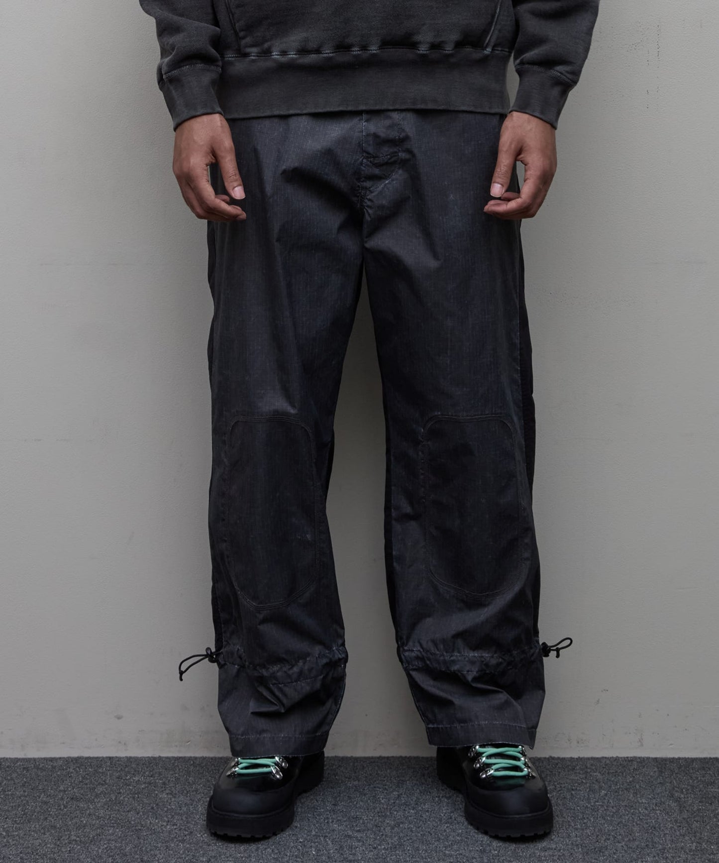 BAL / PIGMENT NYLON TRACK PANT(BLACK)