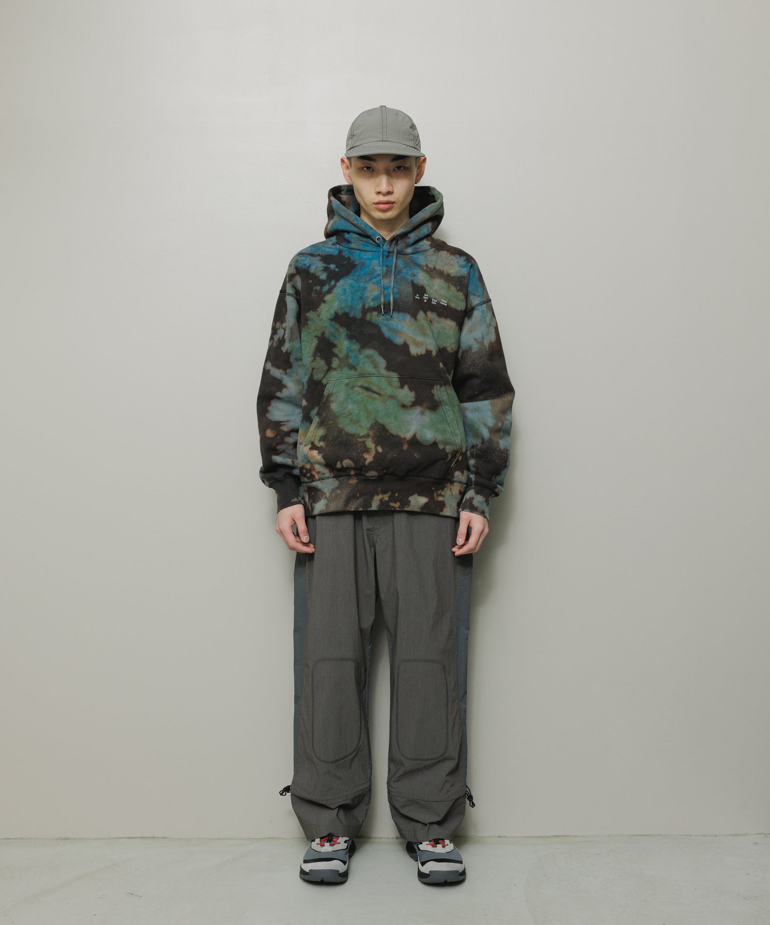 BAL/LOGO TIE DYE HOODIE by YUKIDYE – Re'verth ONLINE SHOP