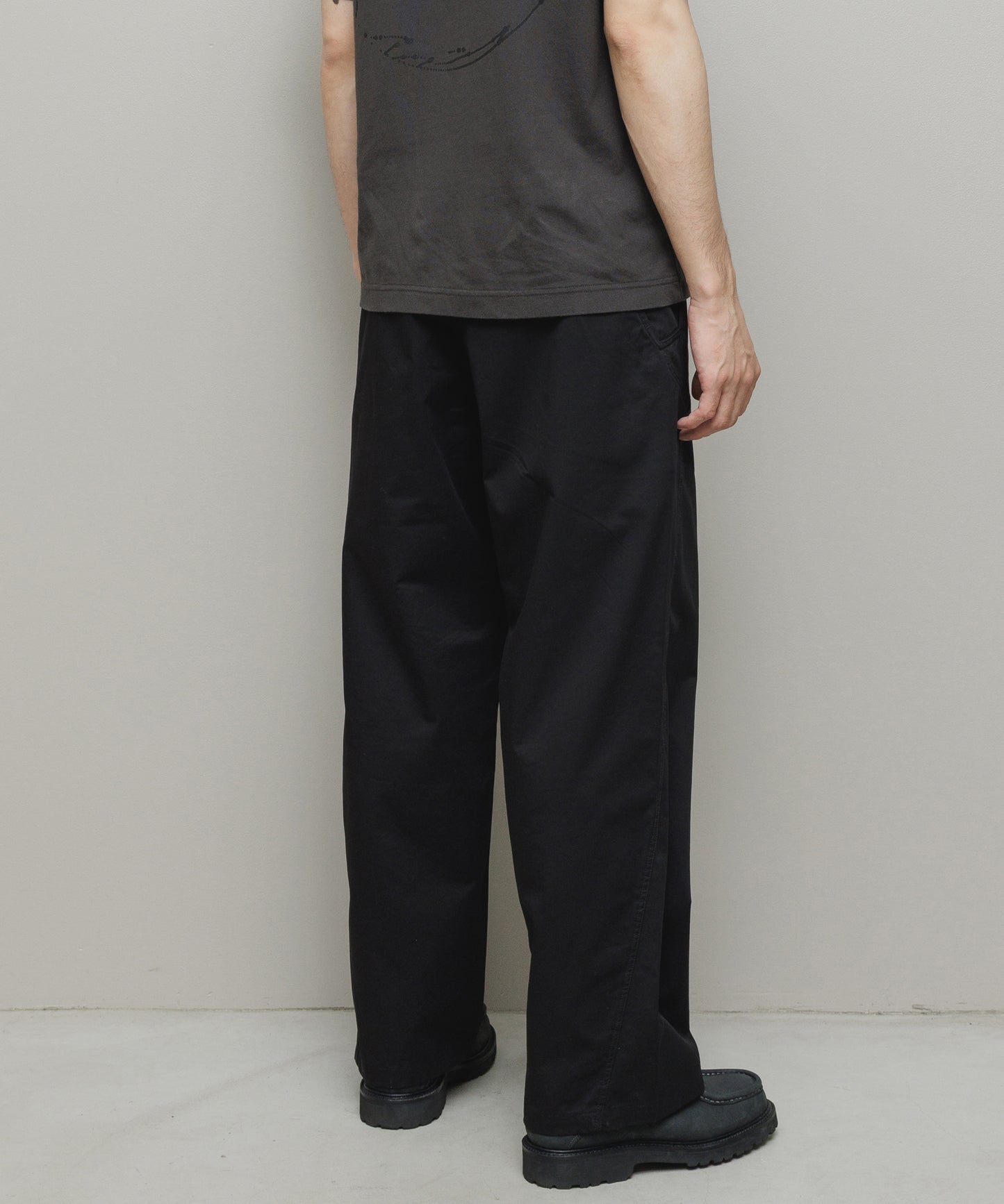 BAL/HERRINGBONE CREW PANT