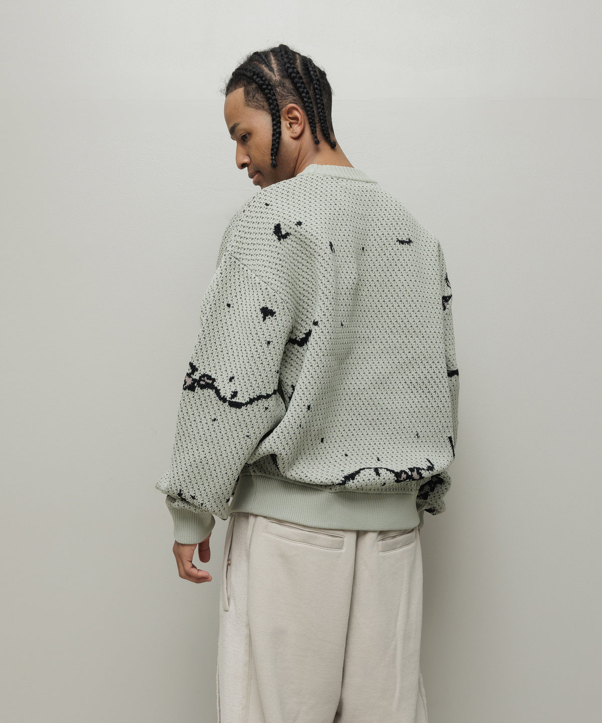BAL/JACQUARD PATTERN CREWNECK SWEATER