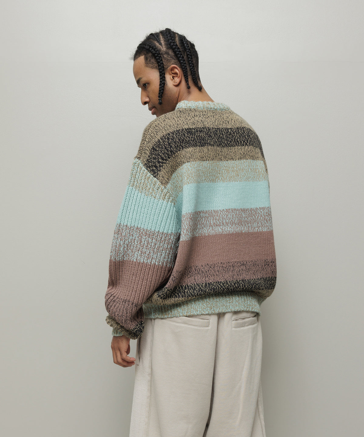 BAL/GRADATION STRIPE CREWNECK SWEATER