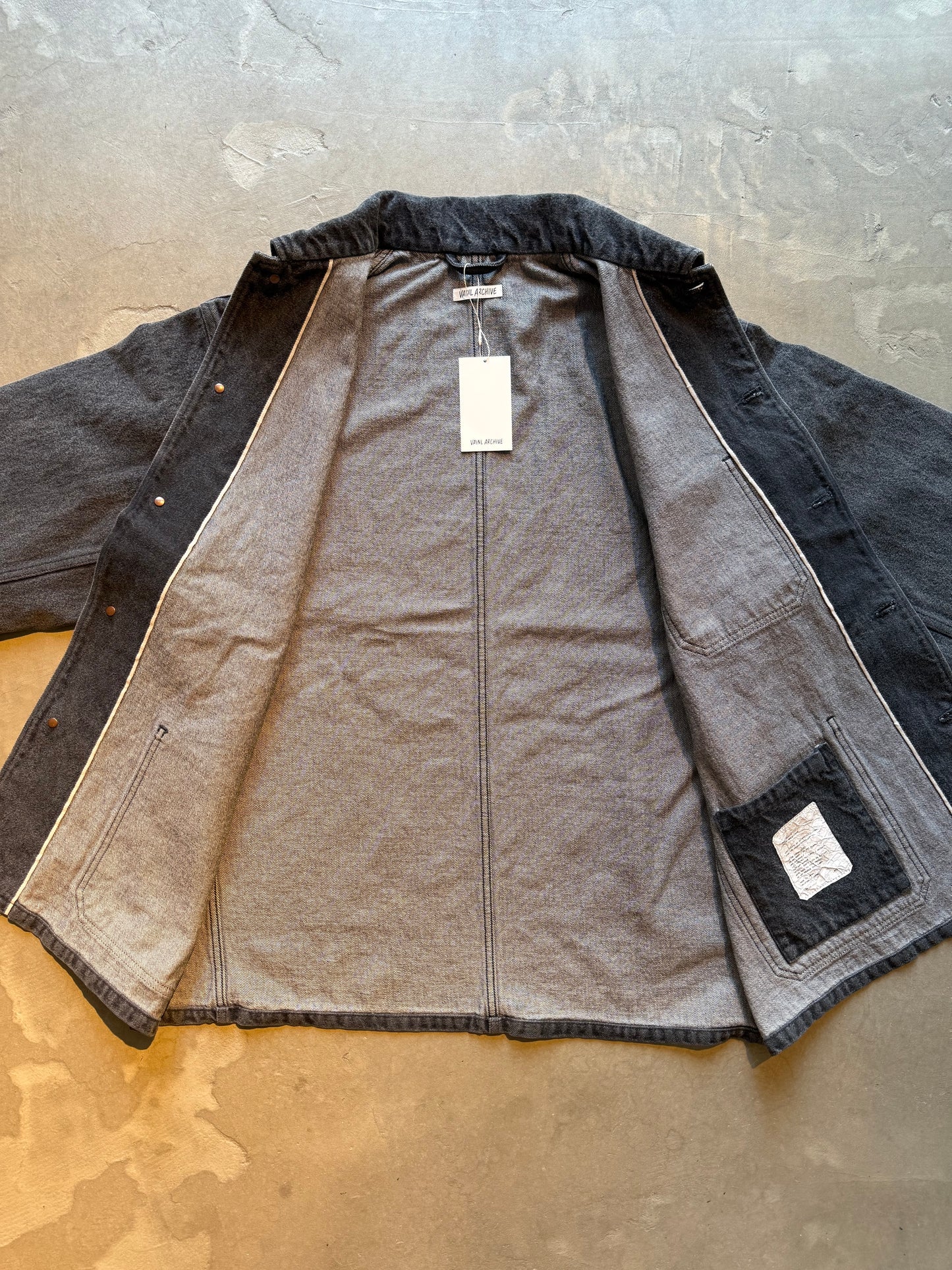 VAINL ARCHIVE/Tino BD