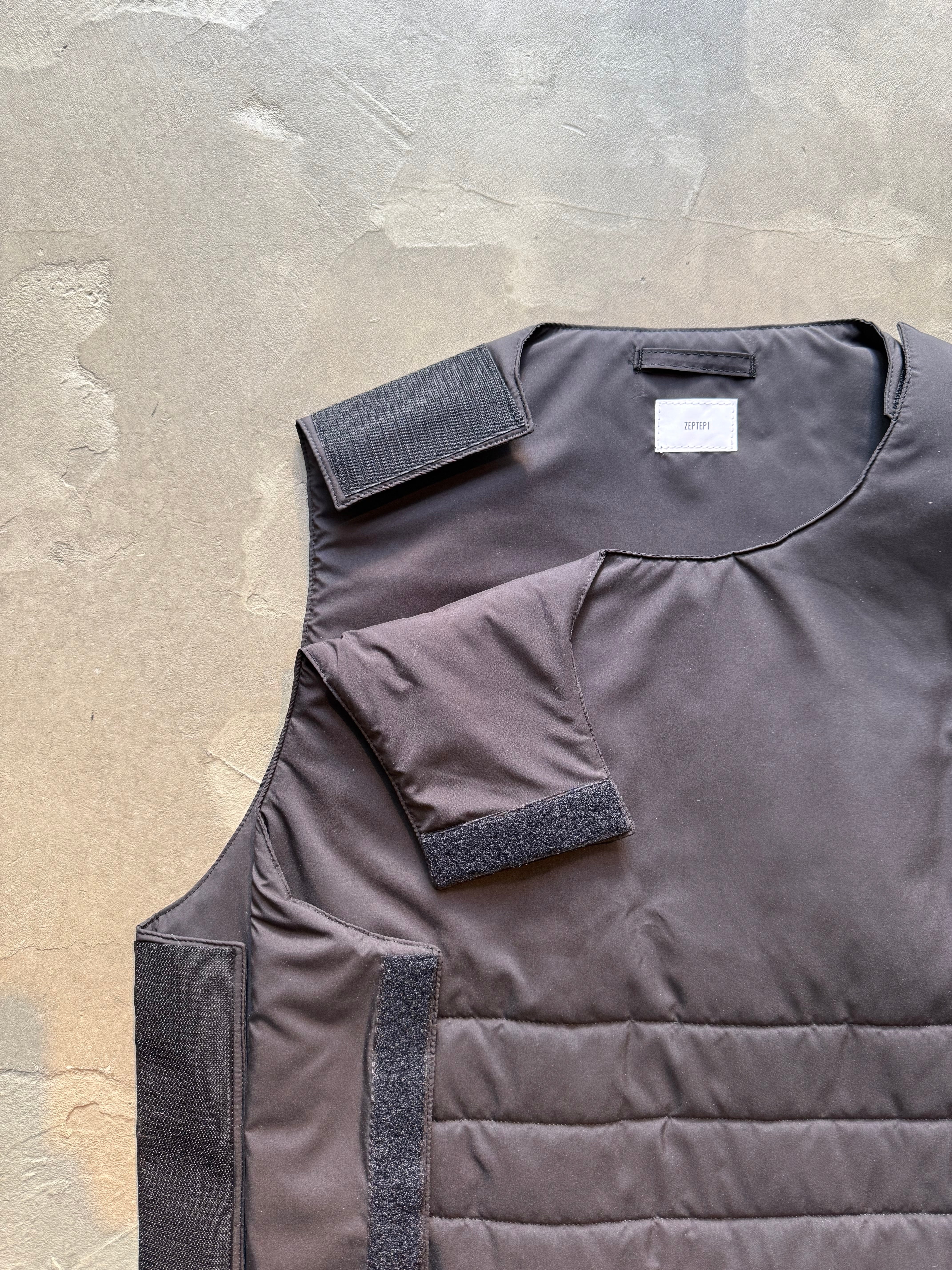 ZEPTEPI/Vest Mid Loft – Re'verth ONLINE SHOP