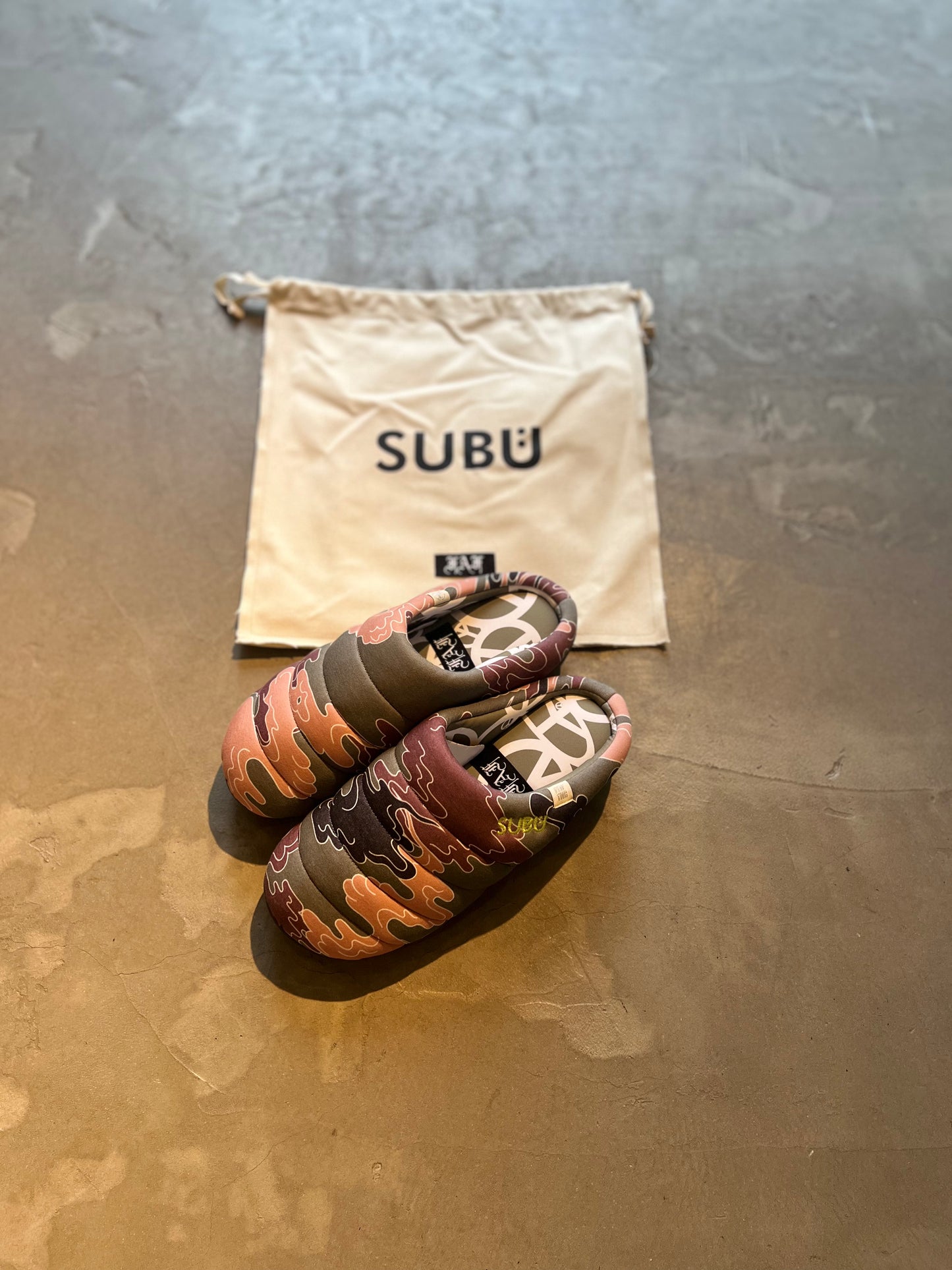 FAKE AS FLOWERS/SUBU WIK CAMO(WOOD)