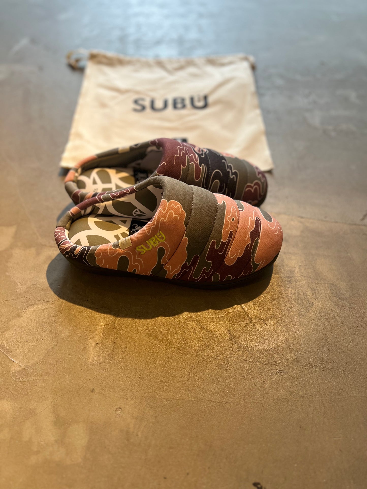 FAKE AS FLOWERS/SUBU WIK CAMO(WOOD)