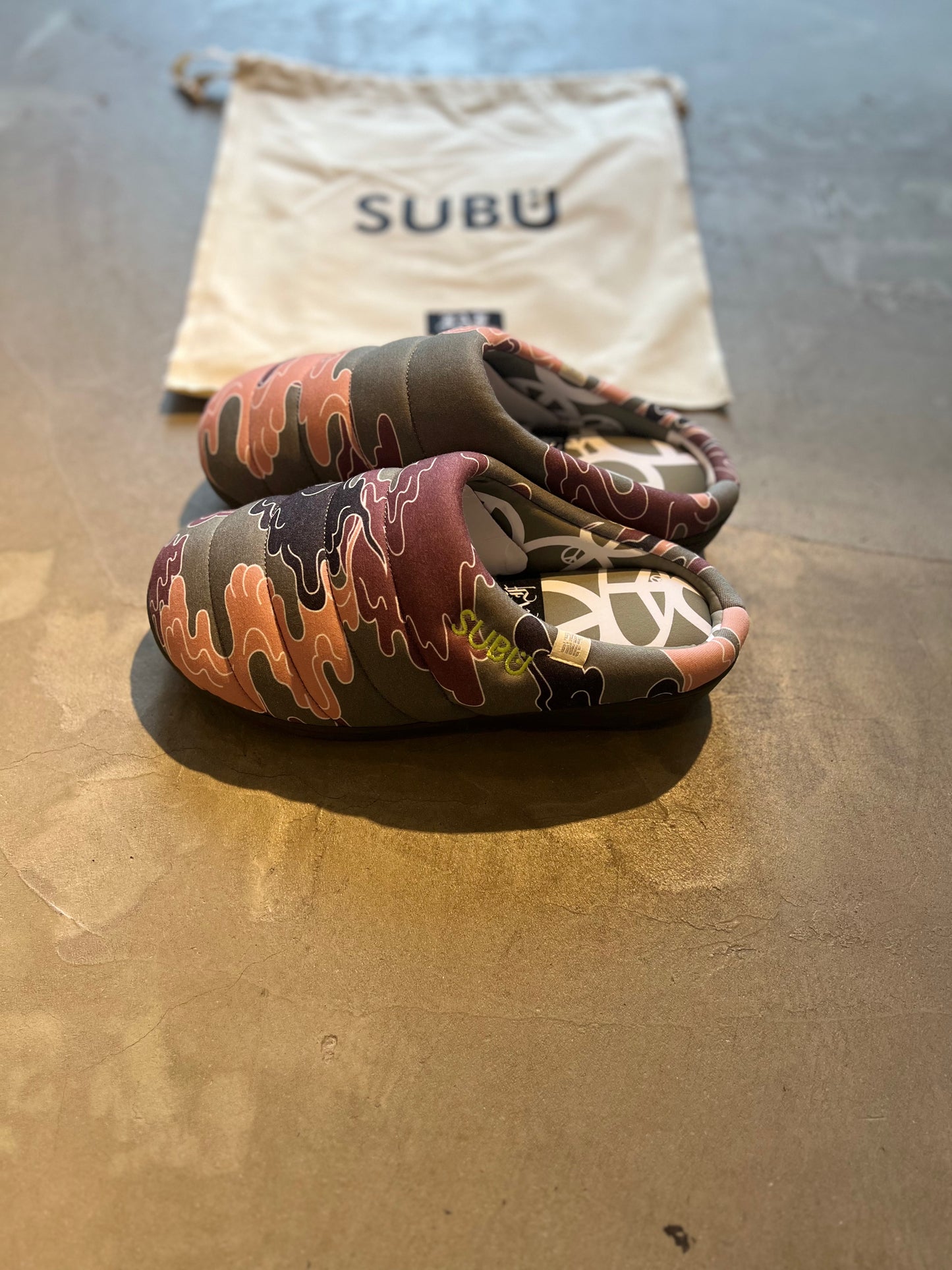 FAKE AS FLOWERS/SUBU WIK CAMO(WOOD)