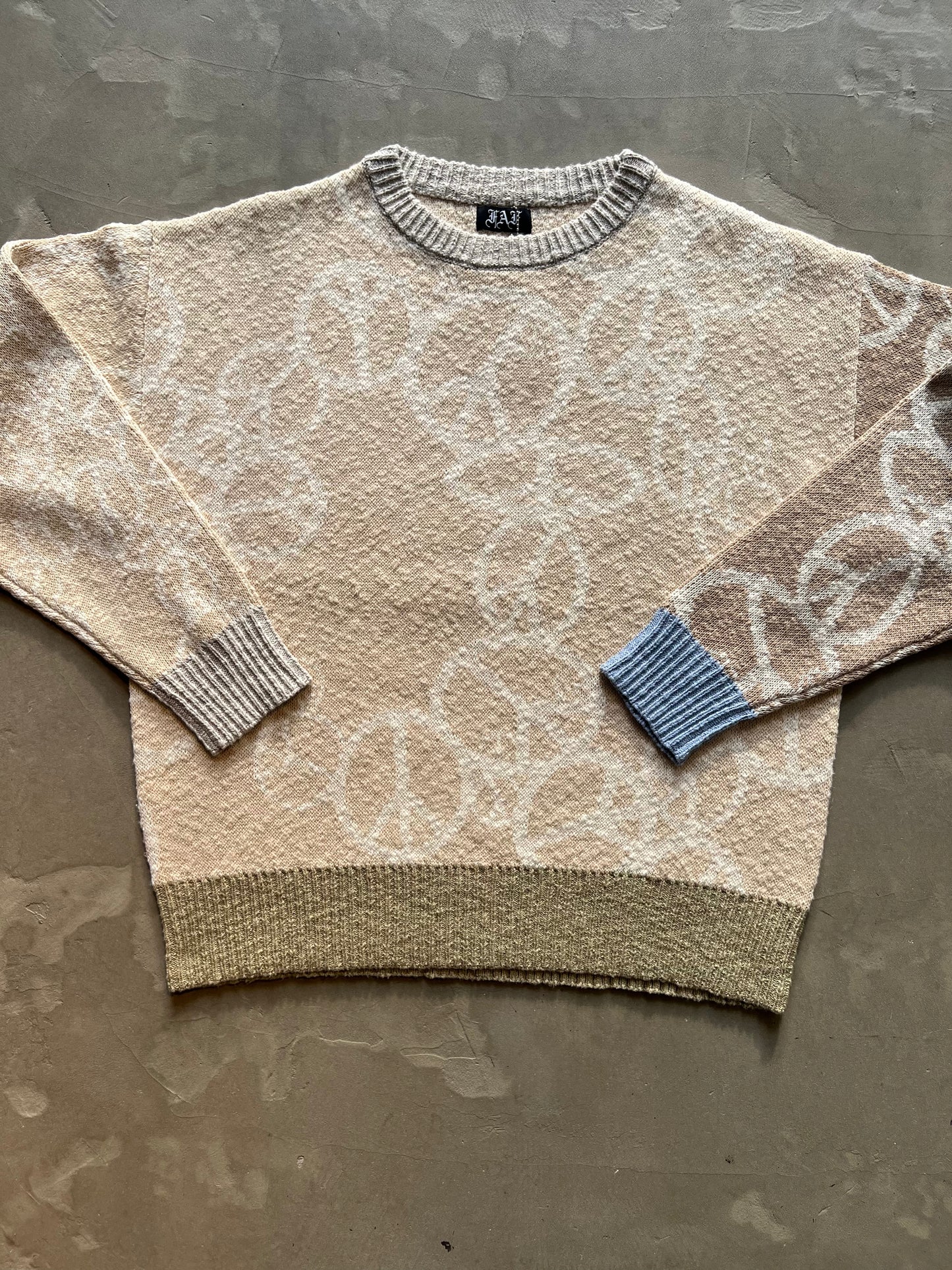 FAKE AS FLOWERS/PEACE CREWNECK KNIT(ECRU)