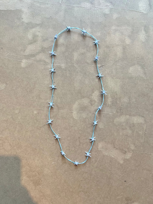 FAKE AS FLOWERS/Wire Necklace
