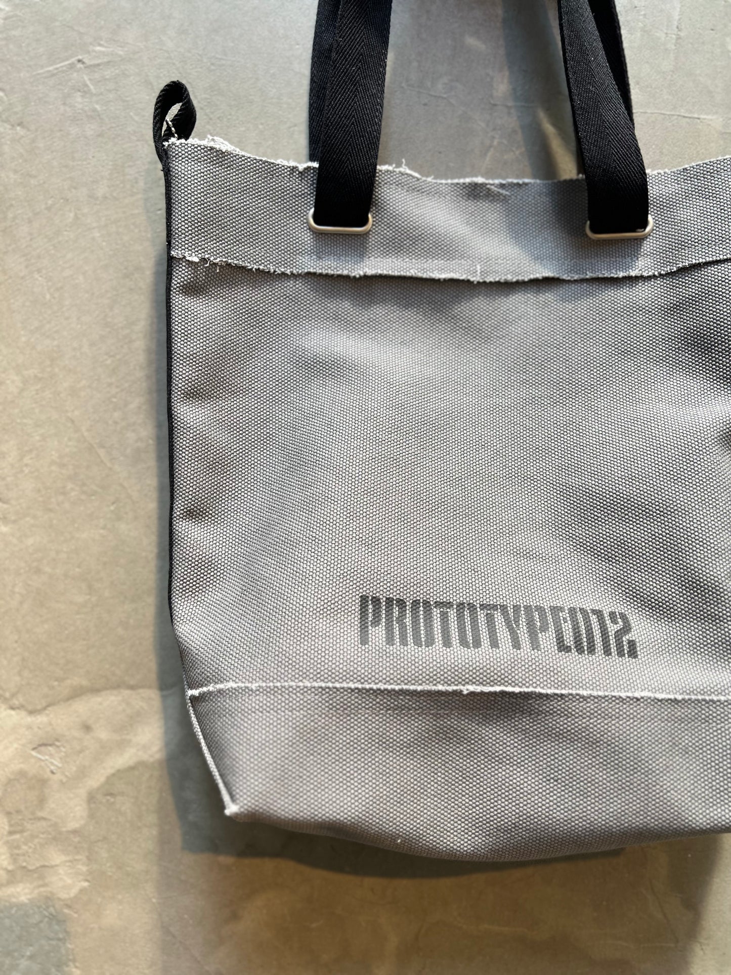 FAKE AS FLOWERS/PROTOTYPE 012