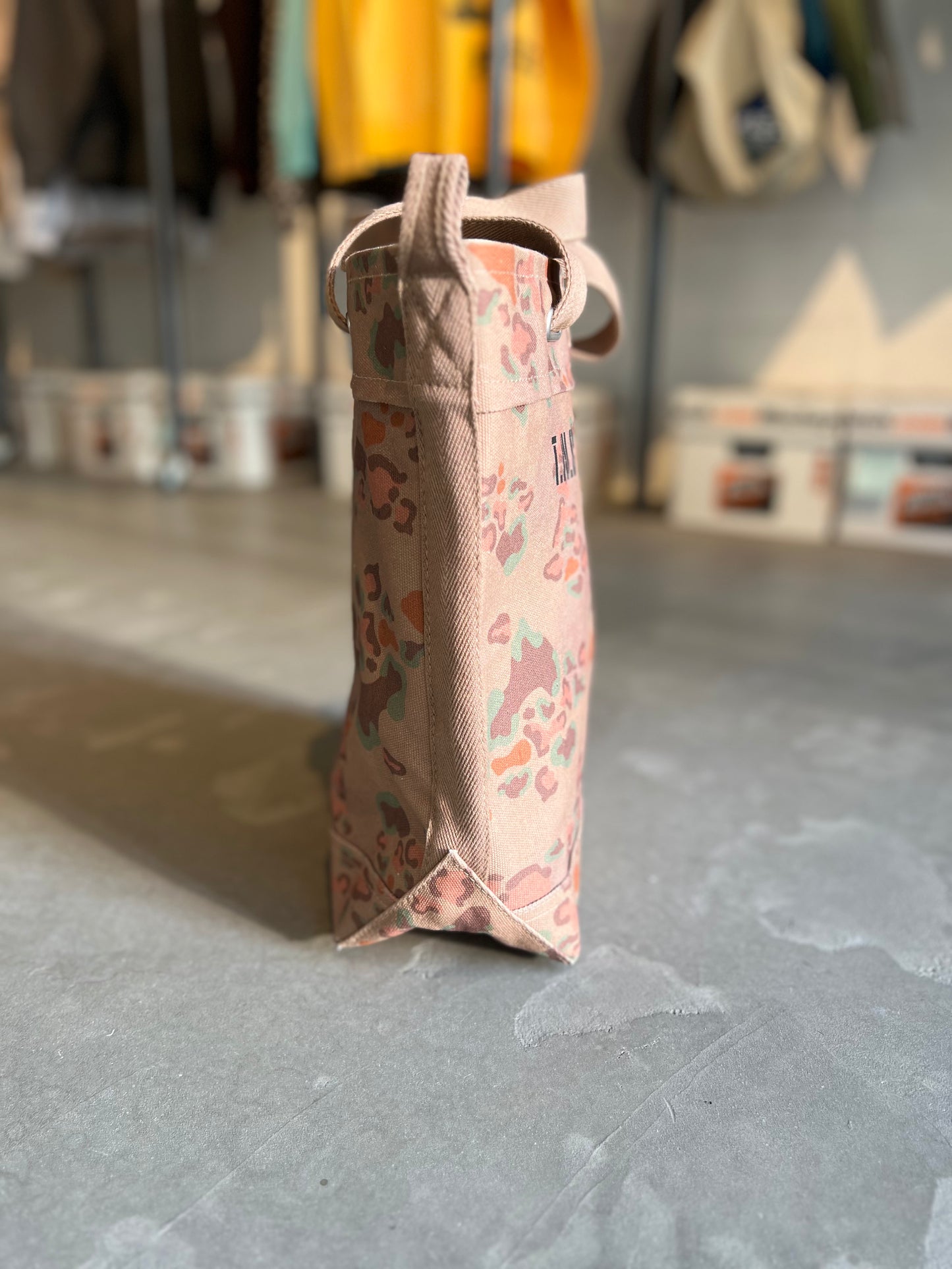 FAKE AS FLOWERS/PROTOTYPE 012