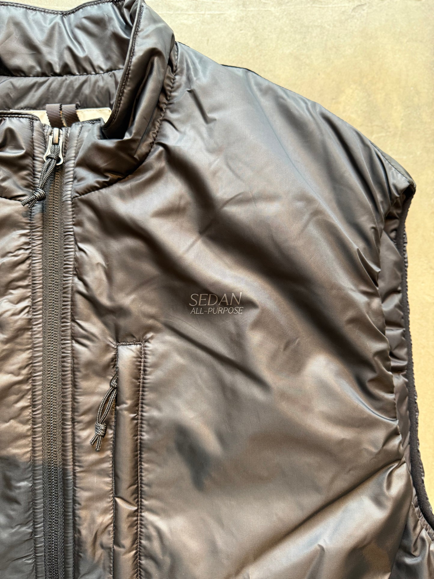 SEDAN ALL-PURPOSE/PACKABLE PUFF VEST