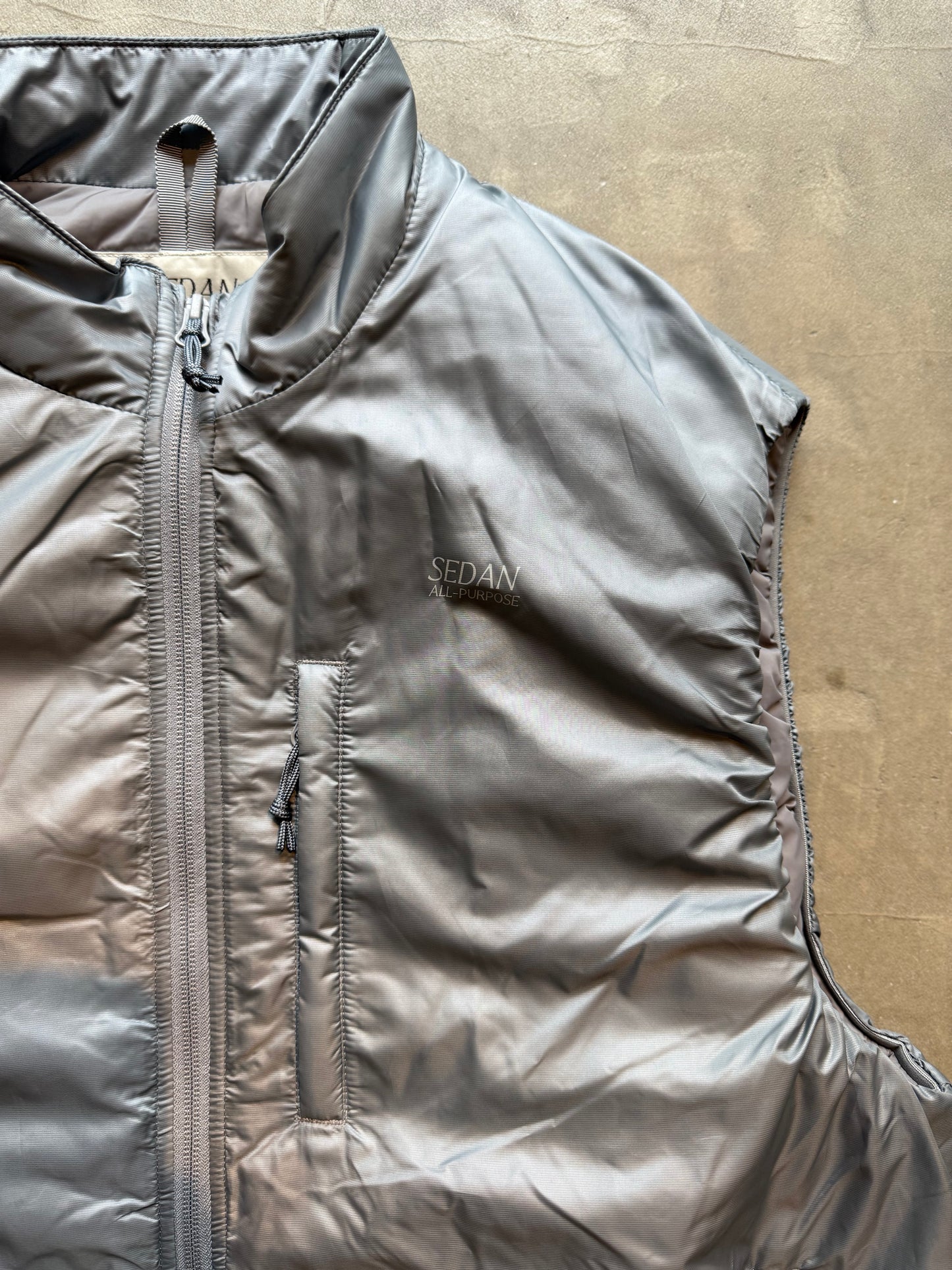 SEDAN ALL-PURPOSE/PACKABLE PUFF VEST