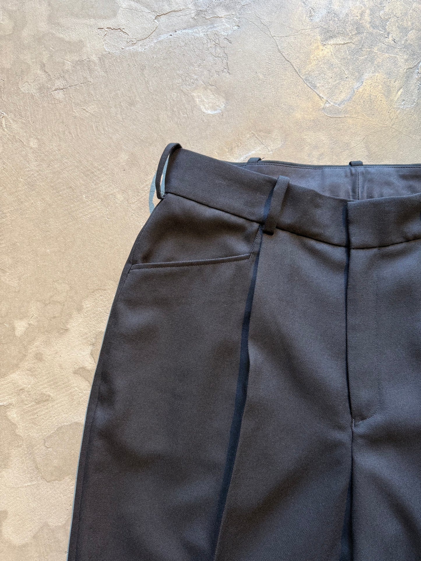 VAINL ARCHIVE/Calf-F