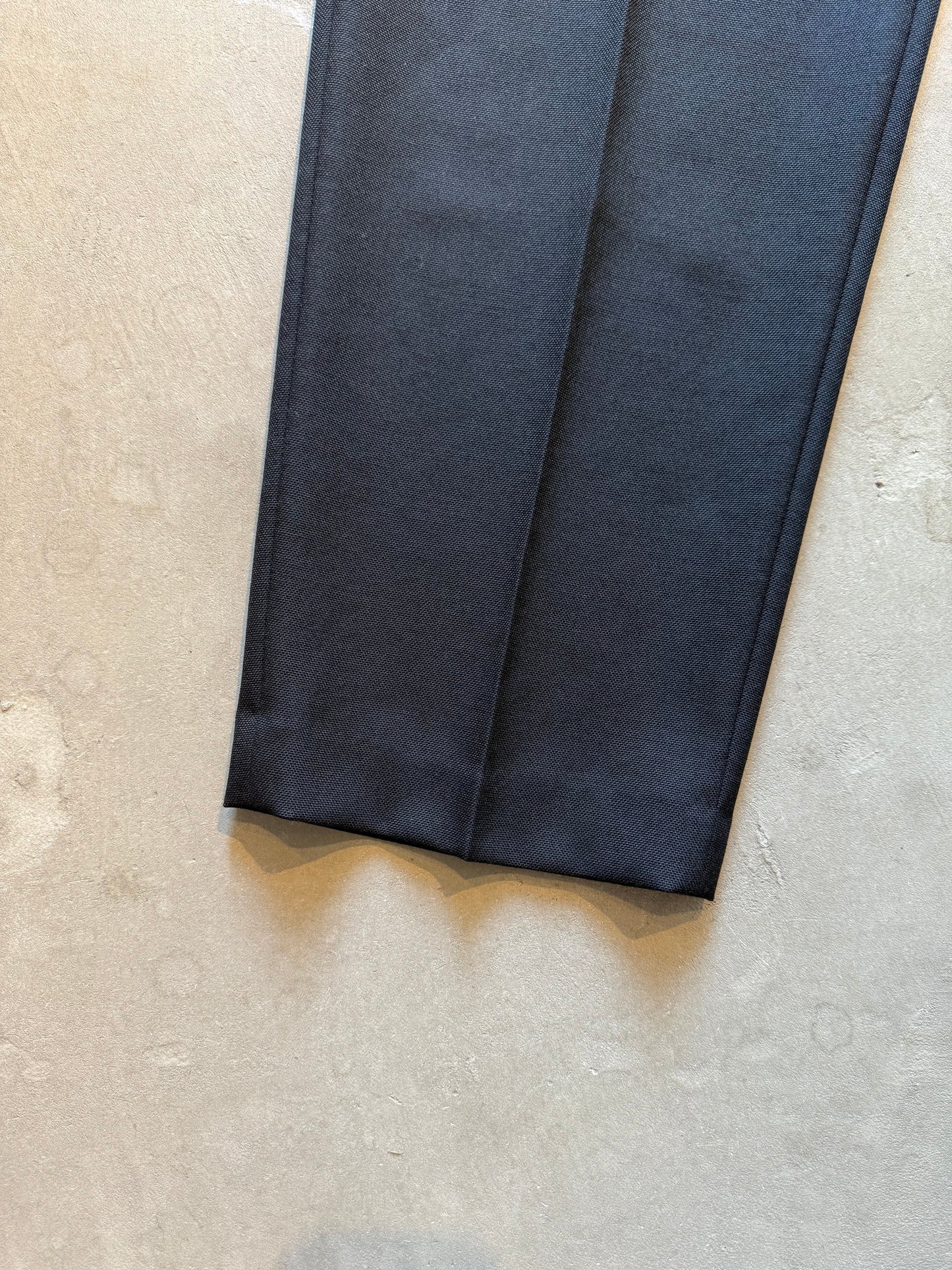 VAINL ARCHIVE/Calf-F