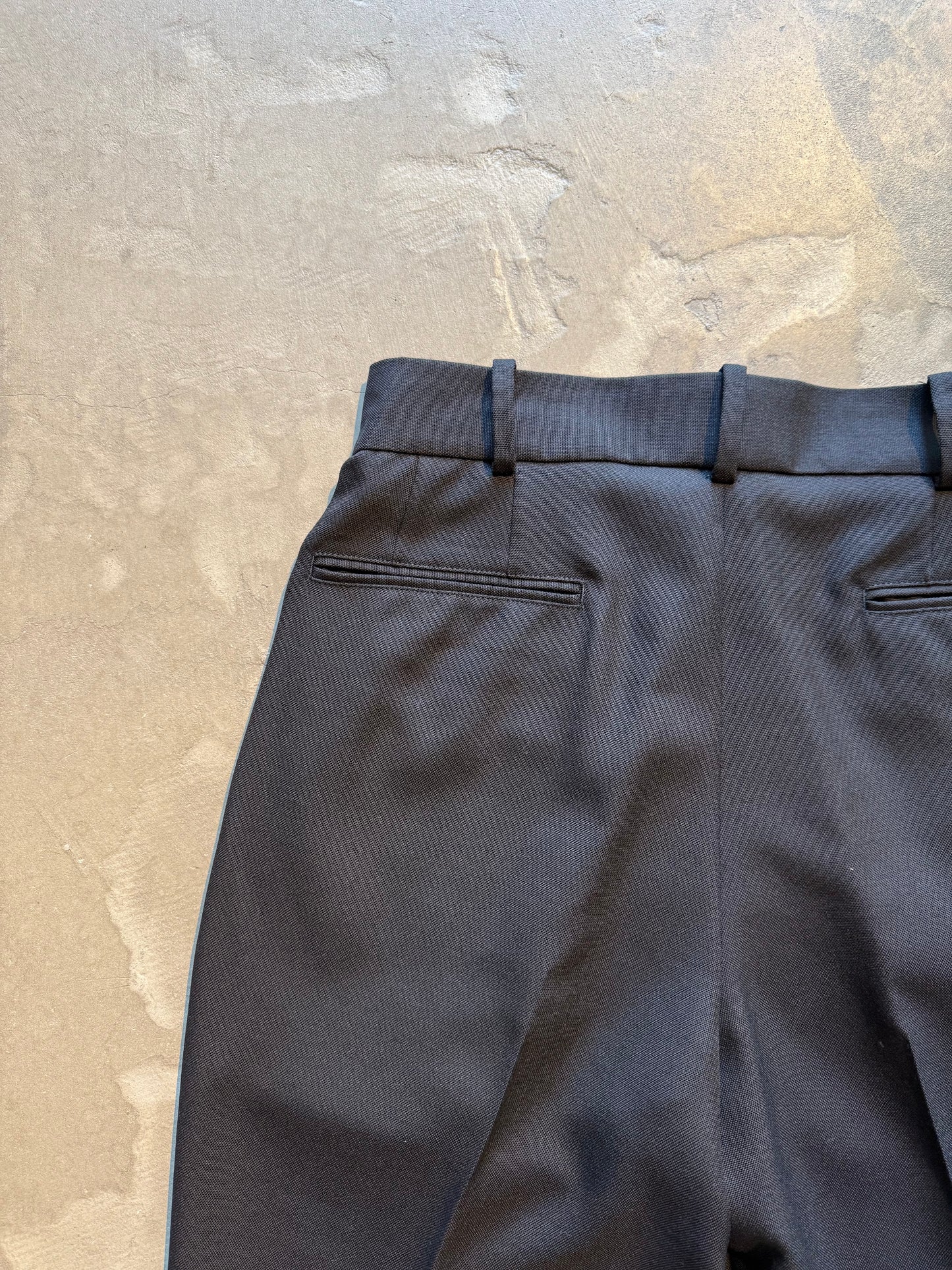 VAINL ARCHIVE/Calf-F