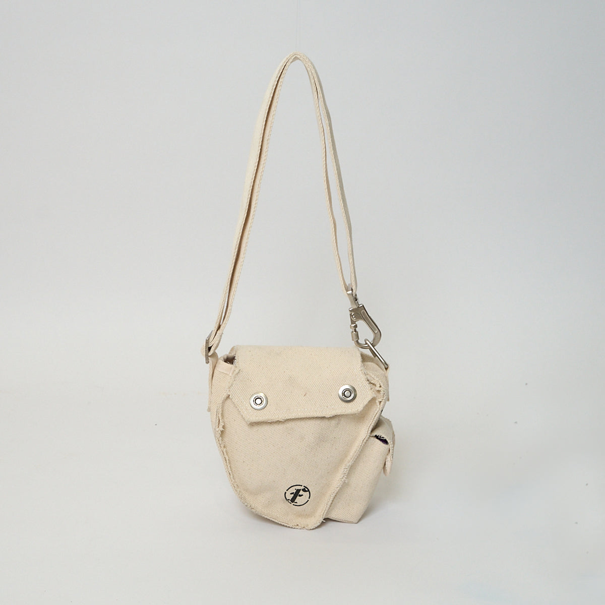 FAKE AS FLOWERS/PROTOTYPE 015